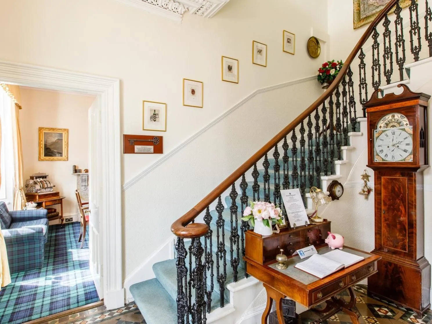 Lobby or reception in The Tannochbrae