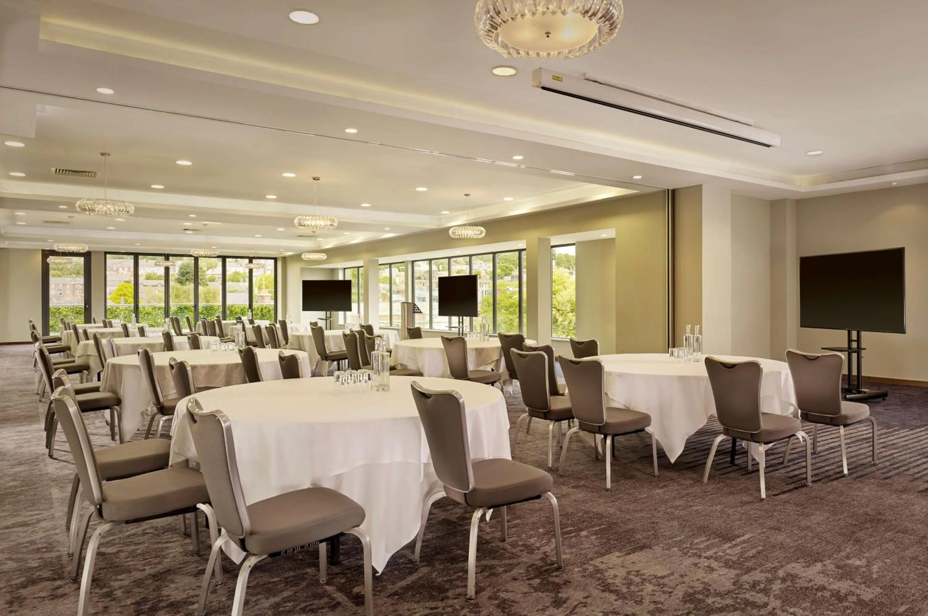 Meeting/conference room in DoubleTree by Hilton Lincoln