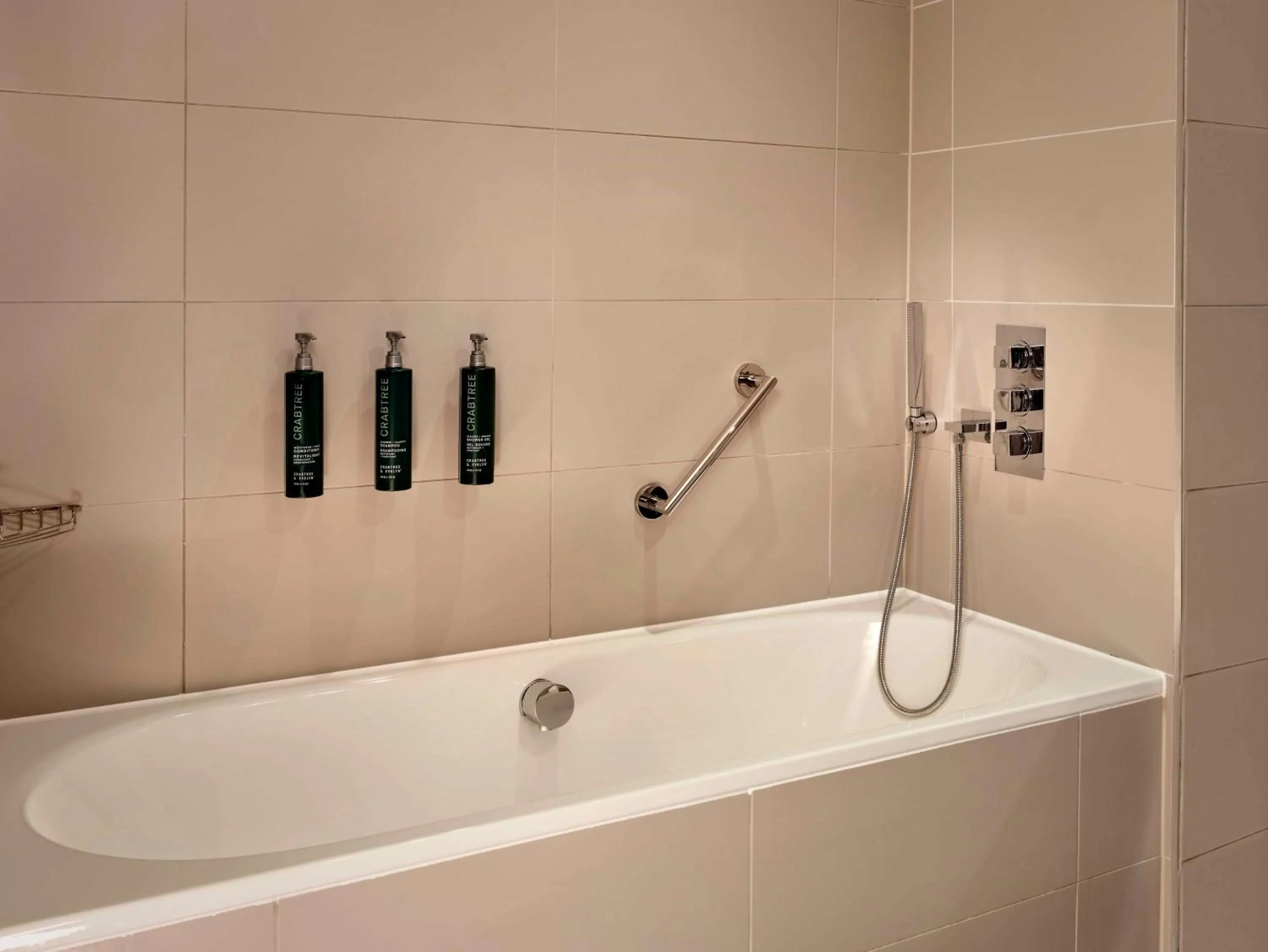 Bathroom in DoubleTree by Hilton Lincoln