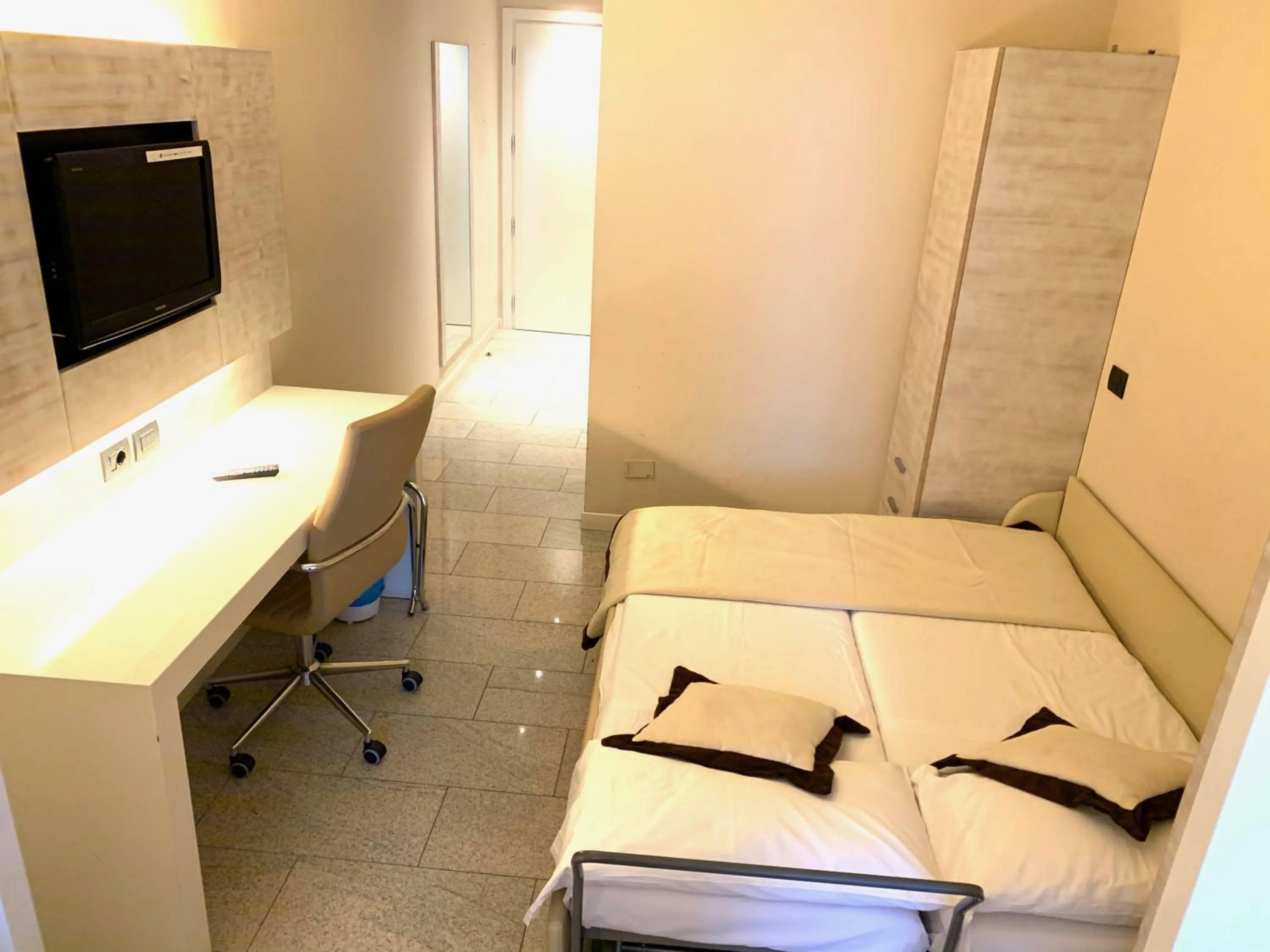 Bed in Hotel San Carlo