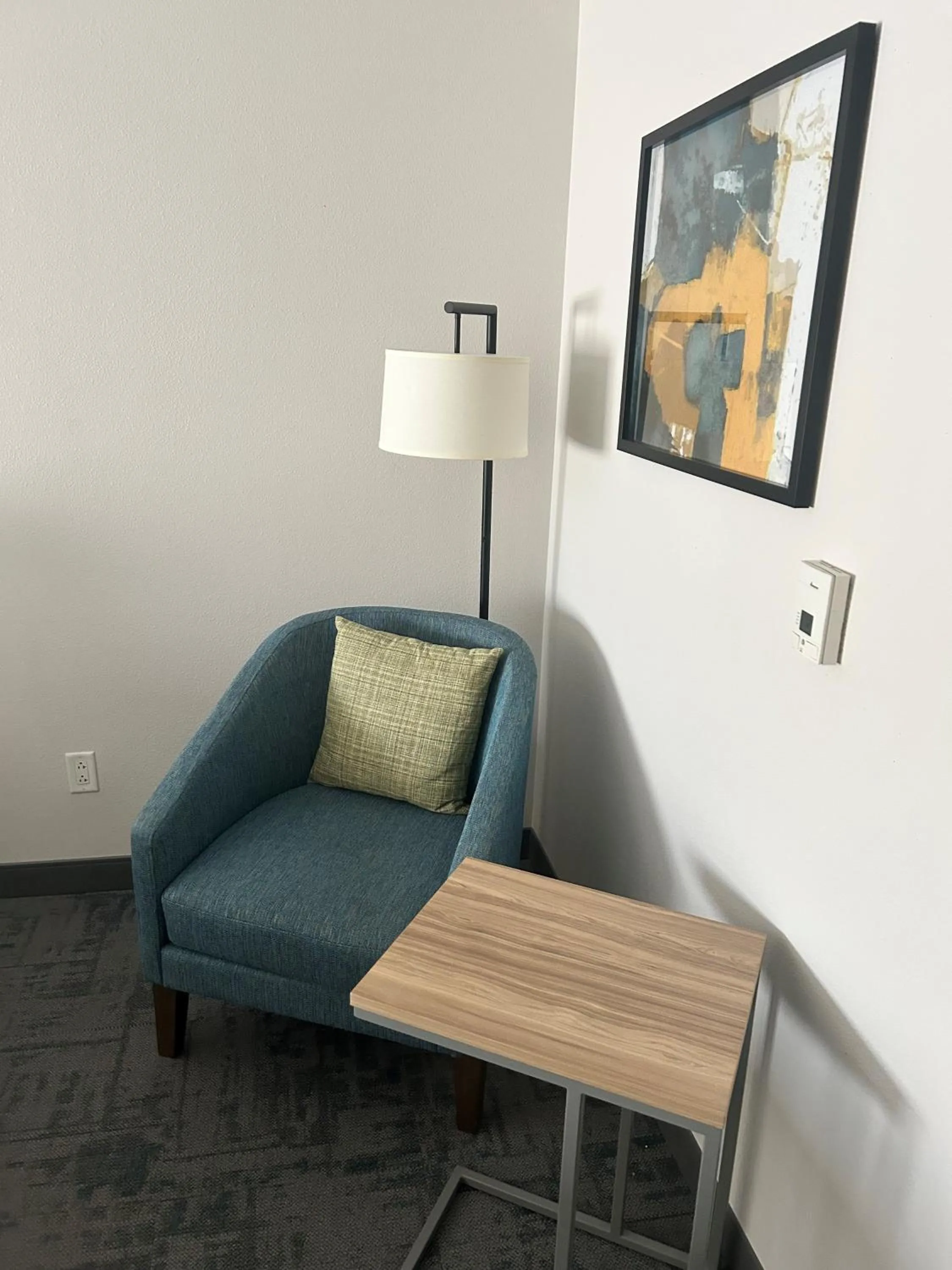 Seating area in Wingate by Wyndham Richmond Short Pump