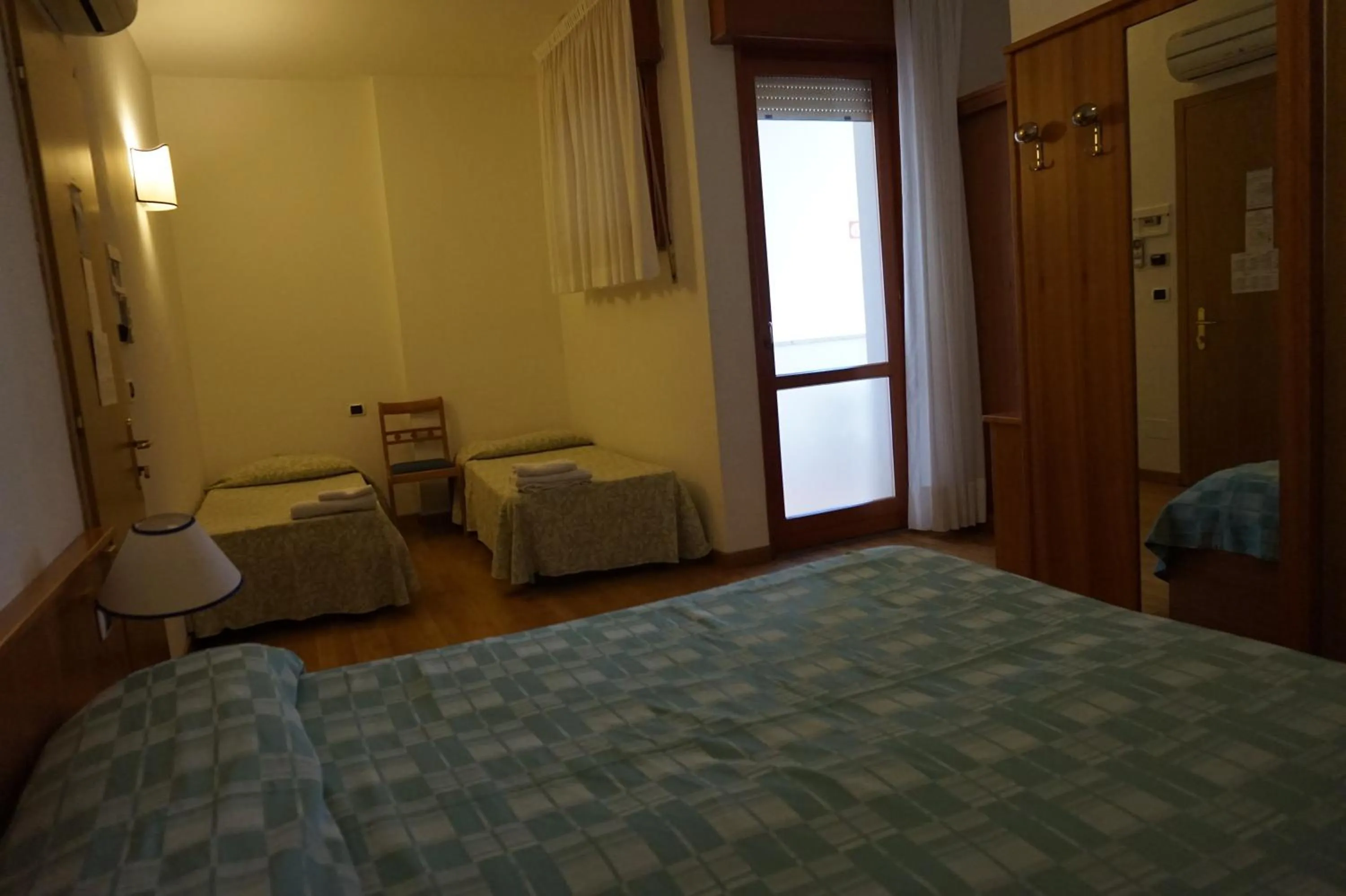 Bedroom, Bed in Hotel Flora