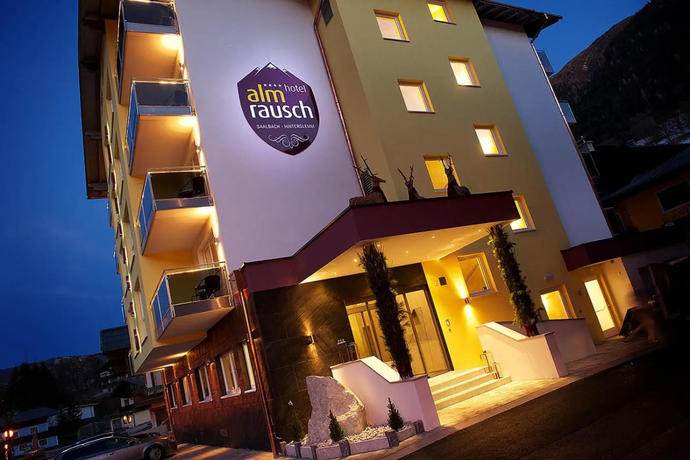 Facade/entrance in Hotel Almrausch