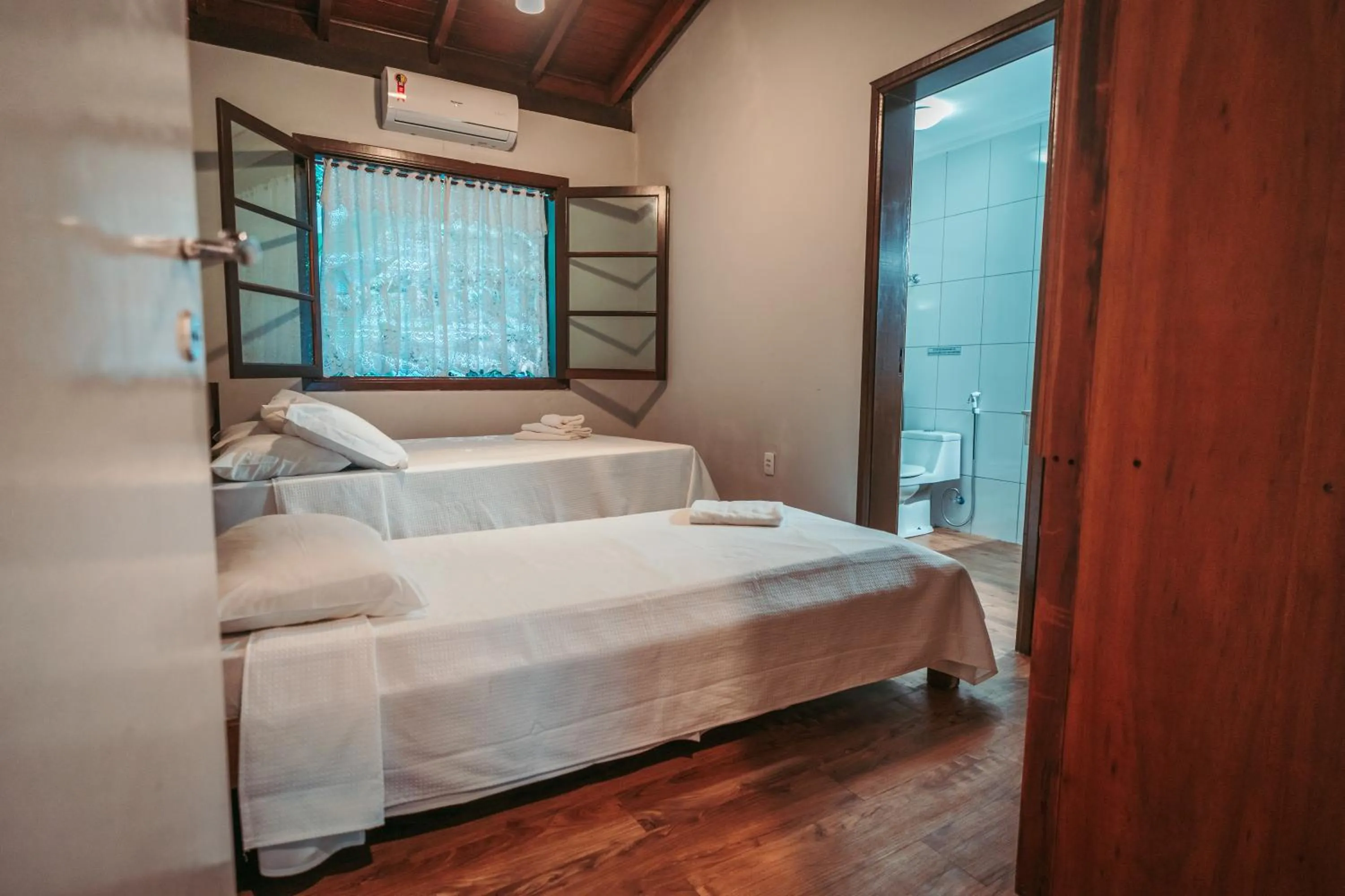 Photo of the whole room, Bed in Pousada Villa Atlântica