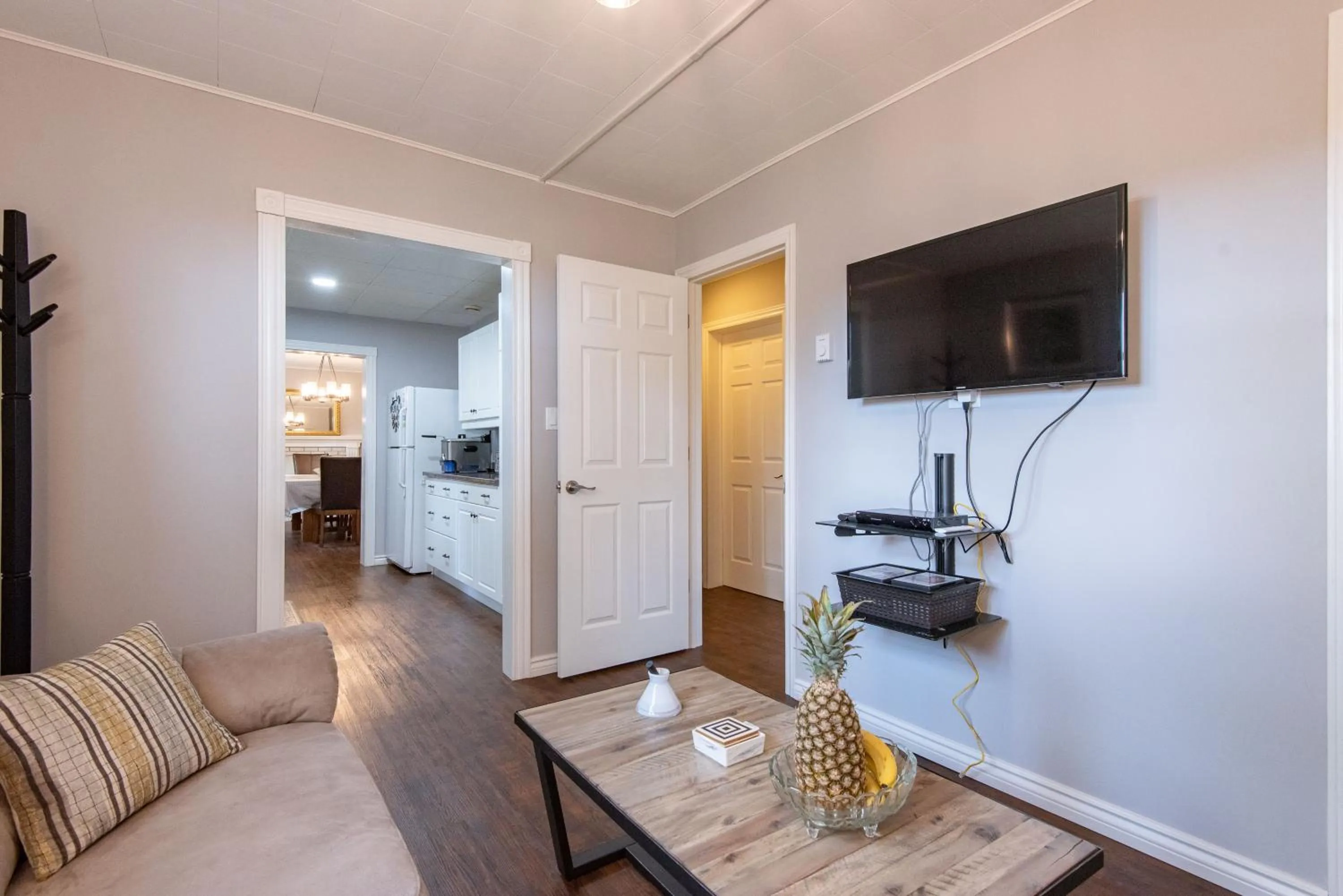 TV and multimedia in Chez Nous