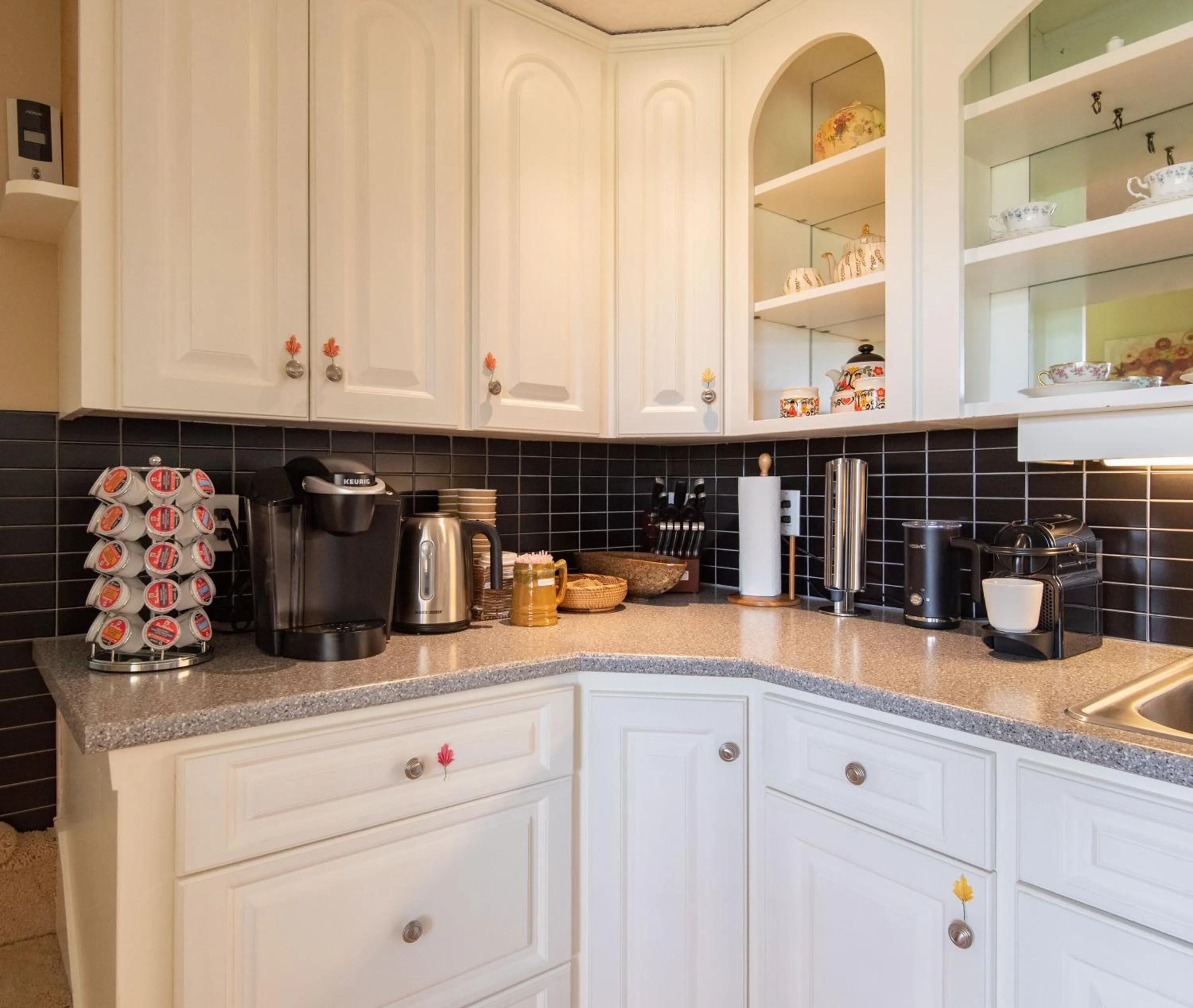 Coffee/tea facilities in Chez Nous