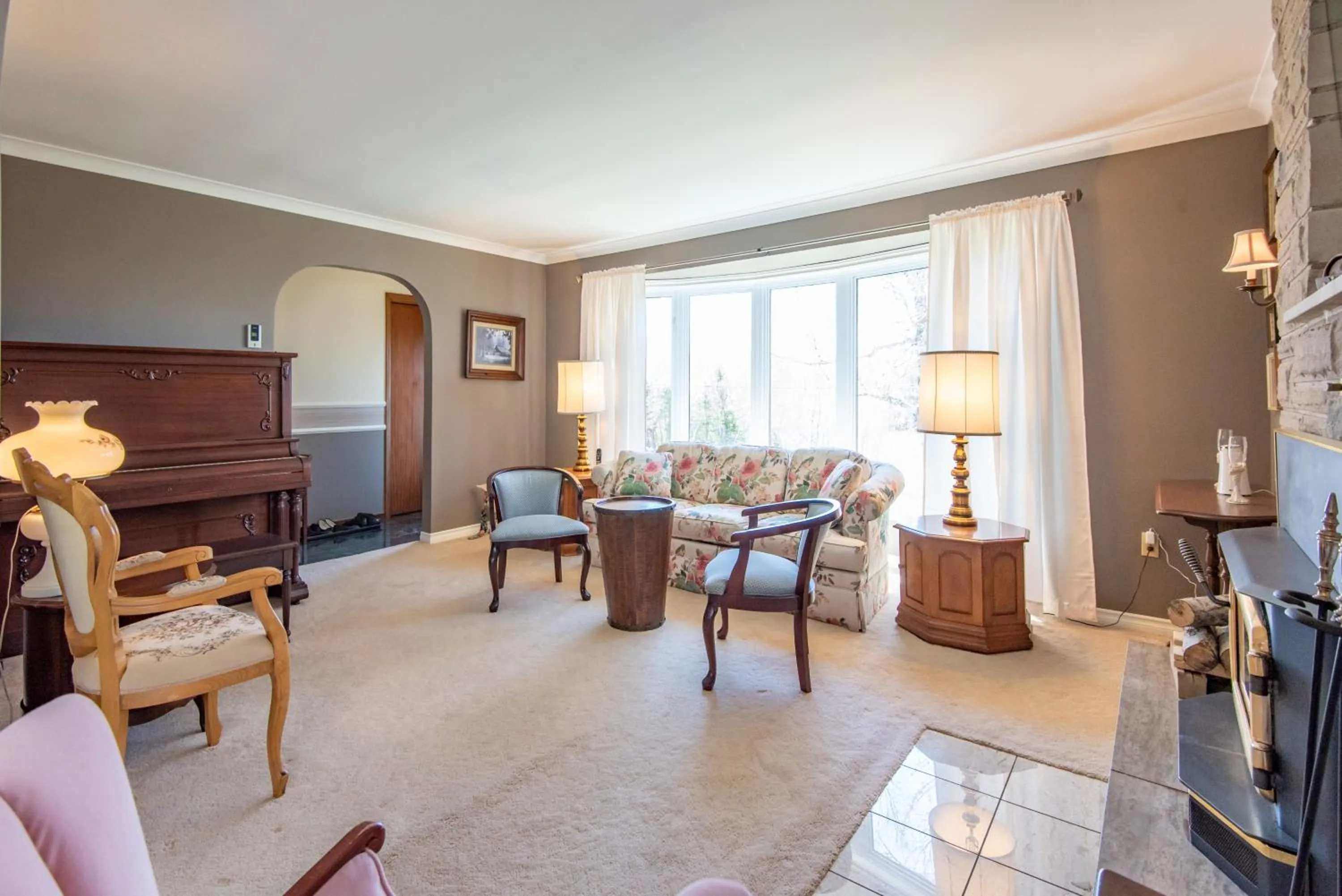 Communal lounge/ TV room in Chez Nous