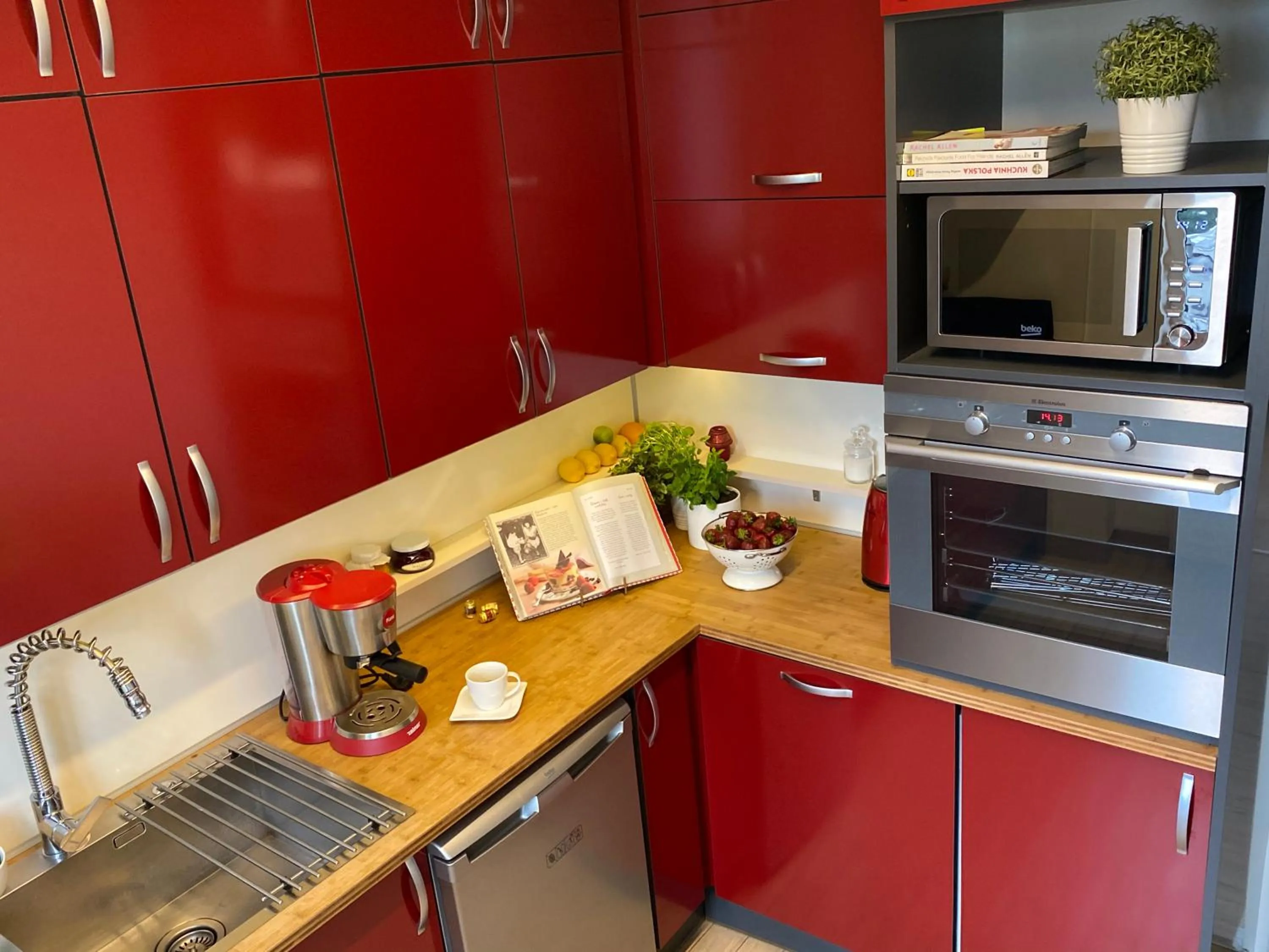 Coffee/tea facilities in Good Time Apartments Warsaw - Świętokrzyska