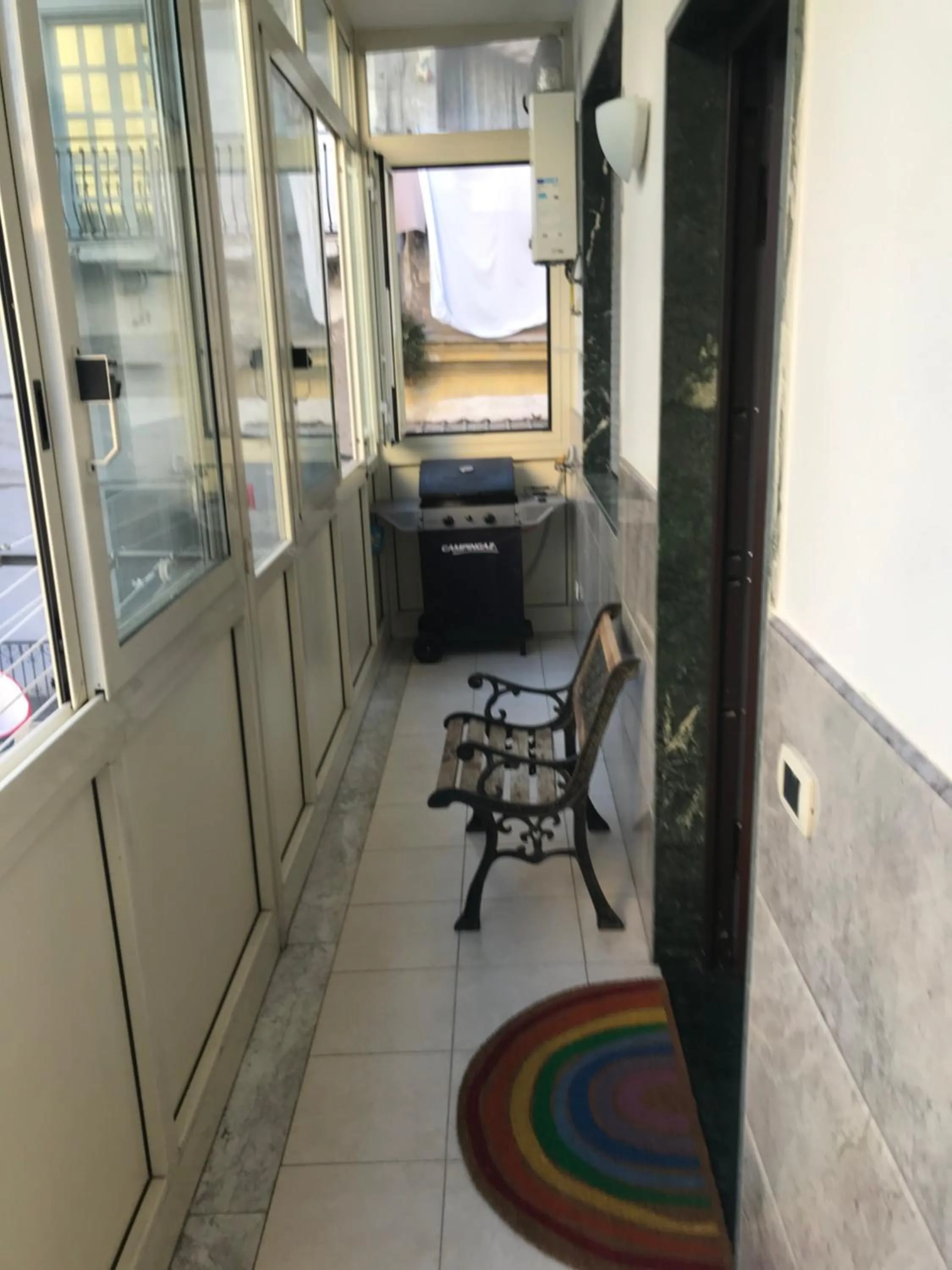 Facade/entrance in Regy