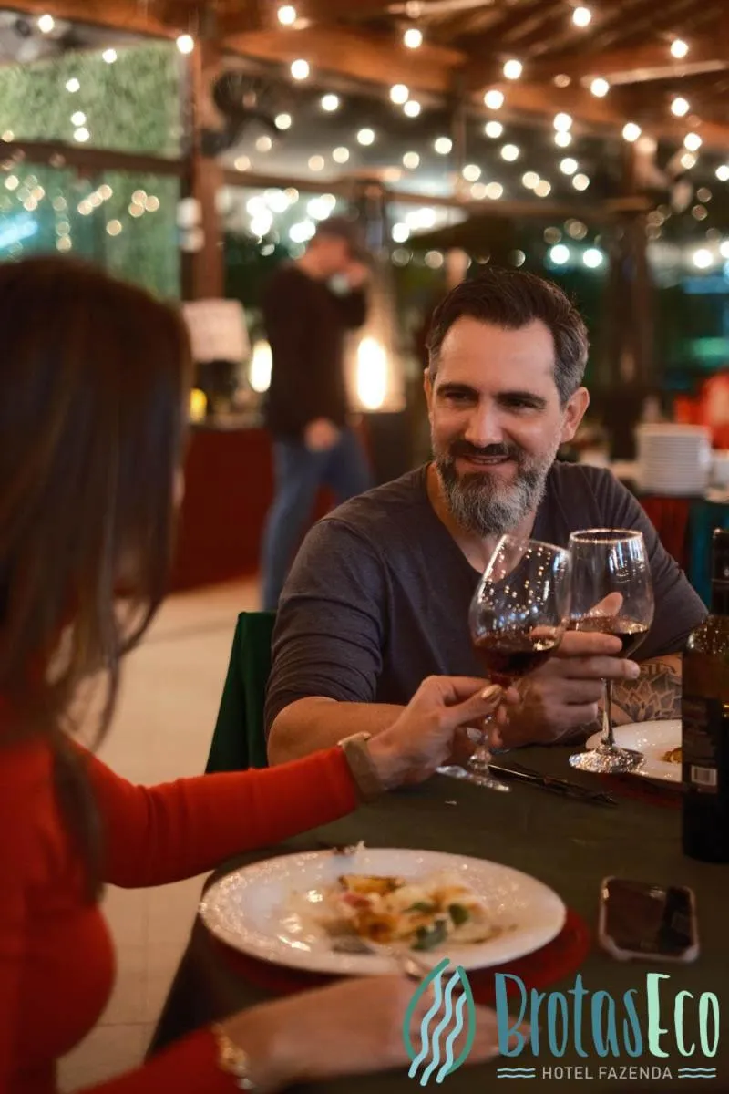 Restaurant/places to eat in Brotas Eco Hotel Fazenda