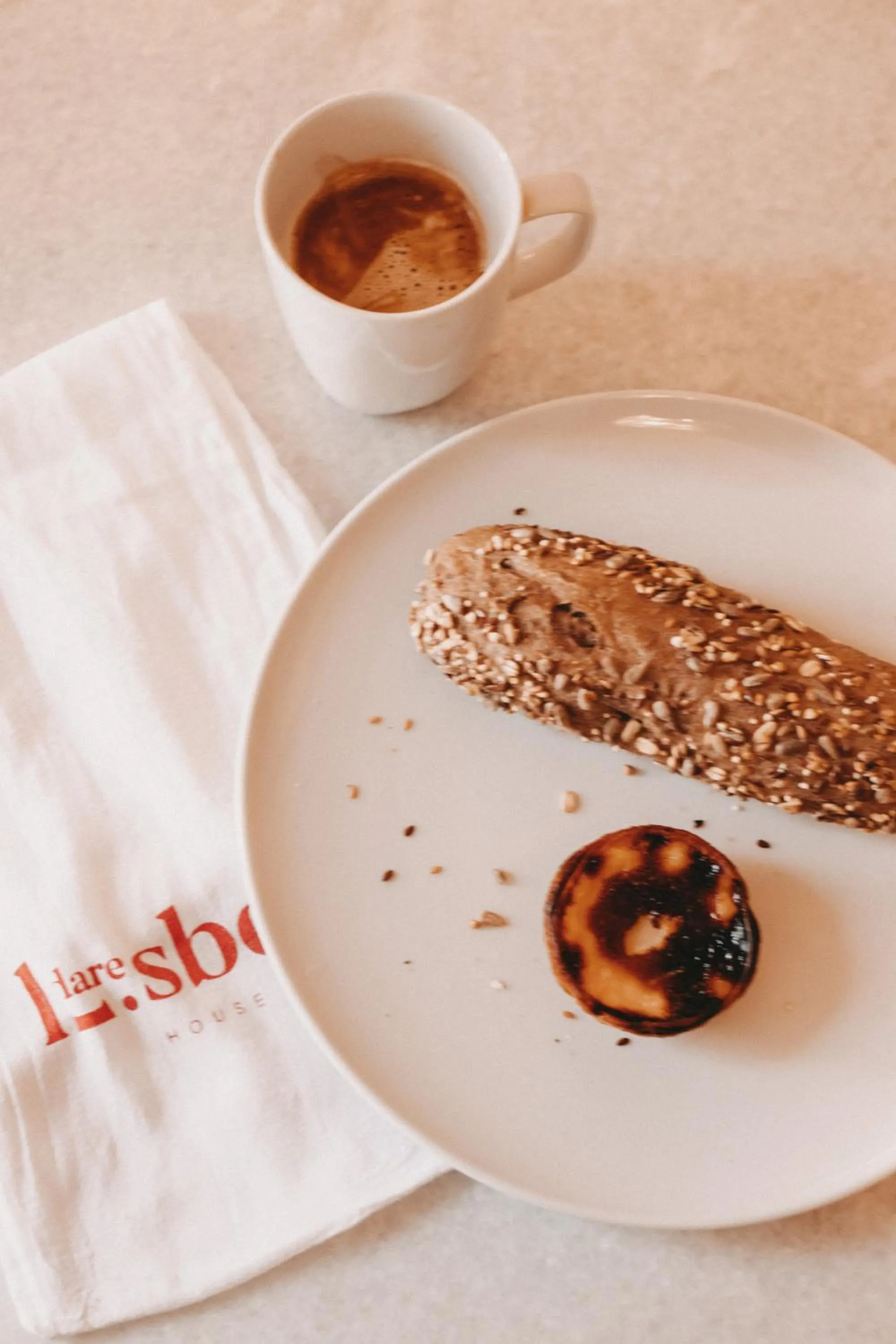 Breakfast in Dare Lisbon House