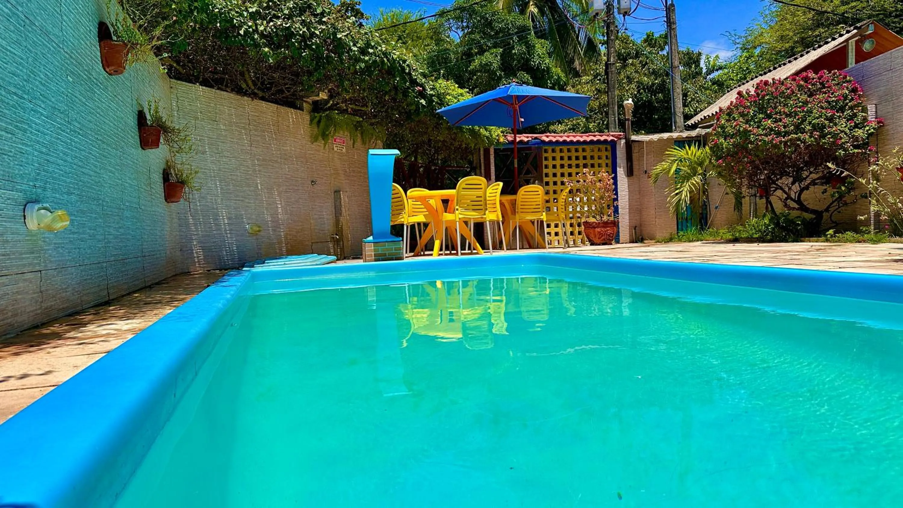 Swimming pool in Paranambuca Pousada