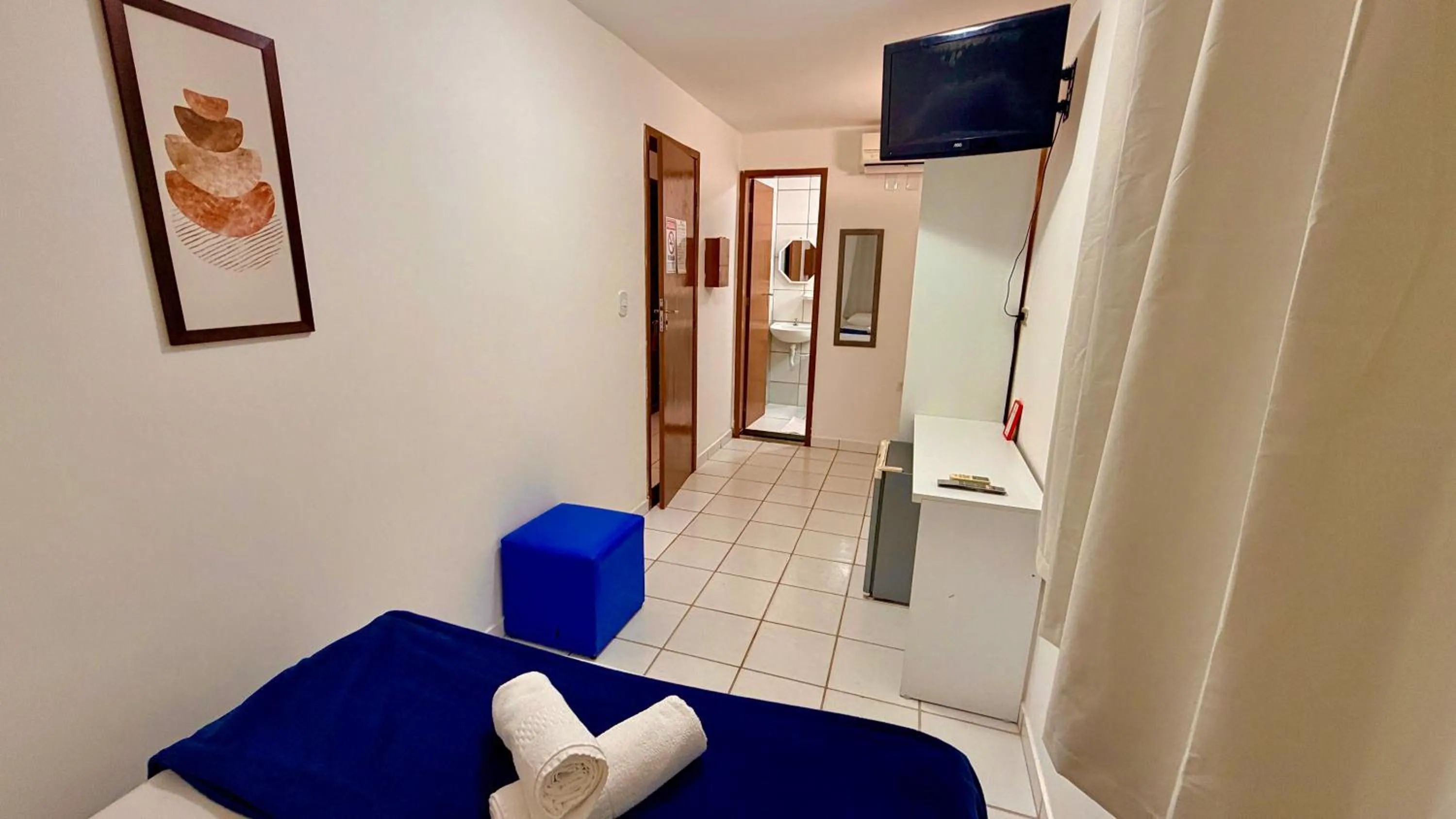 Photo of the whole room, Bed in Paranambuca Pousada