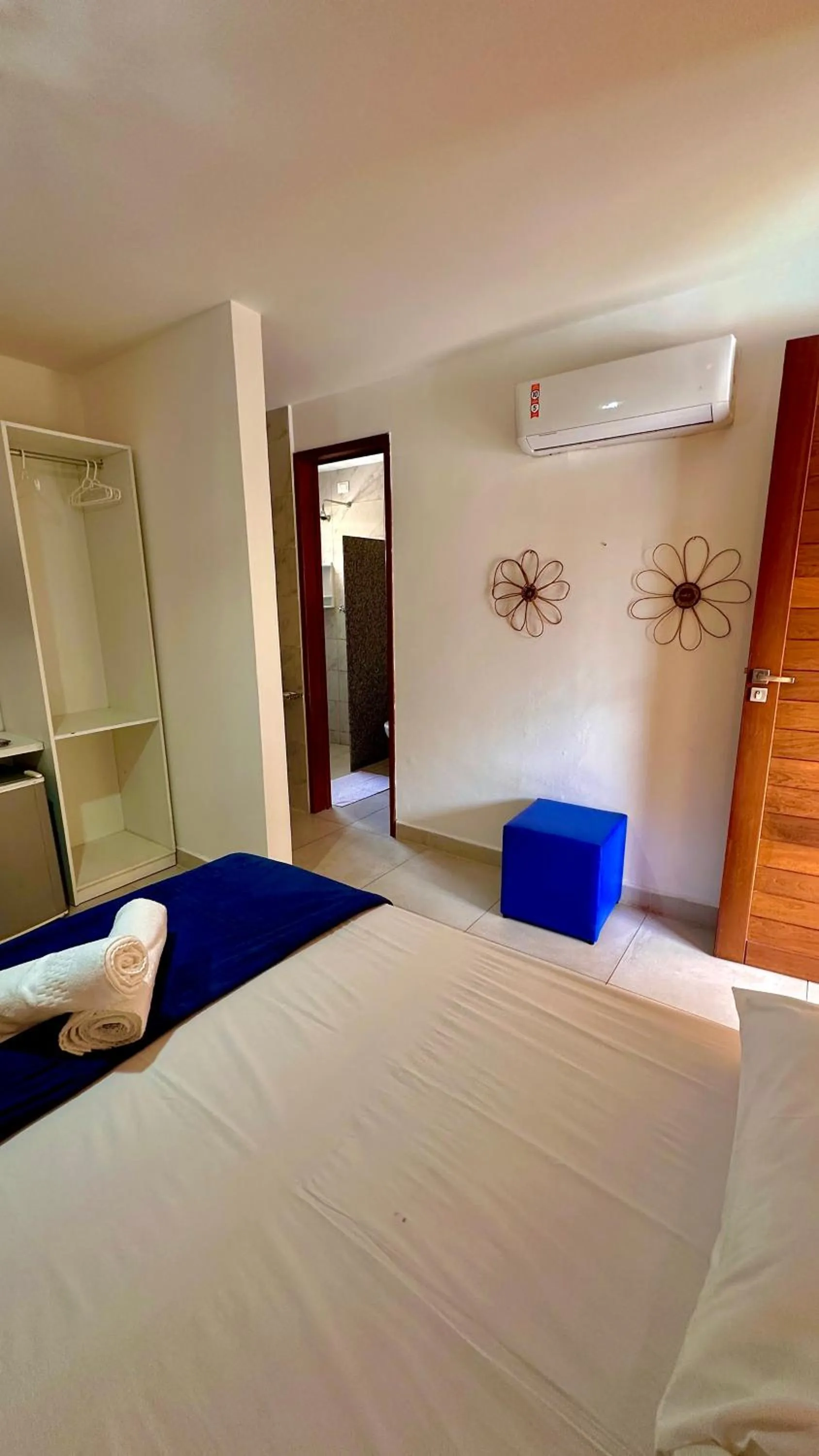 View (from property/room), Bed in Paranambuca Pousada