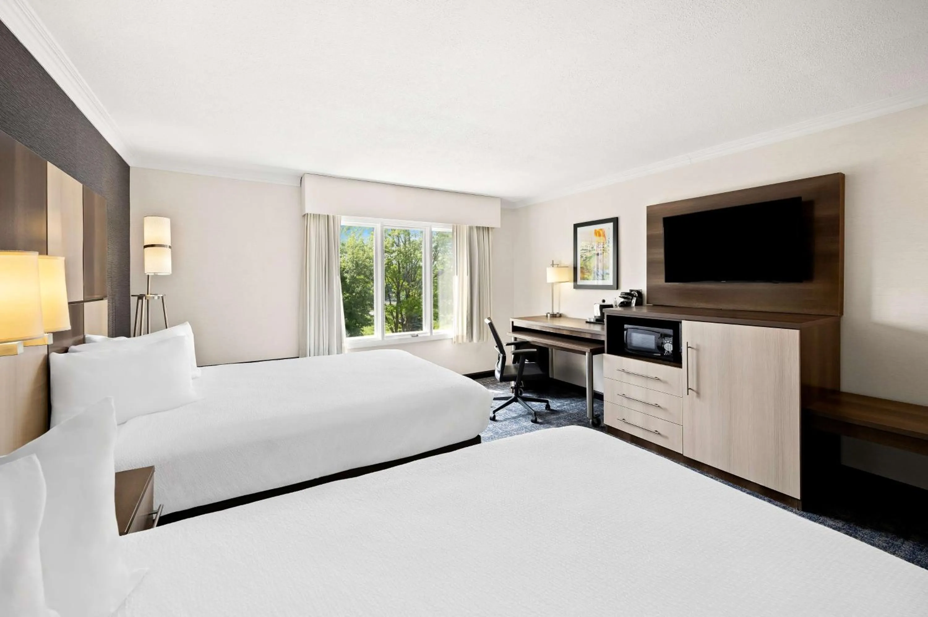 Bedroom, Bed in Best Western - Freeport Inn