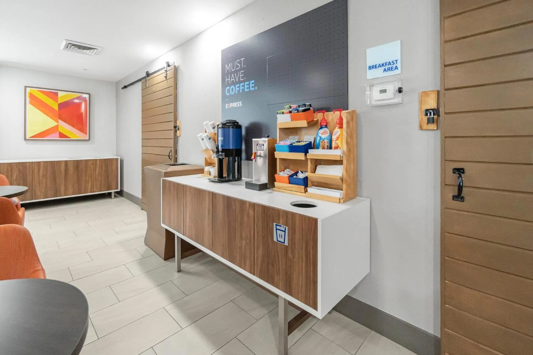 Breakfast in Holiday Inn Express Salt Lake City South - Midvale by IHG