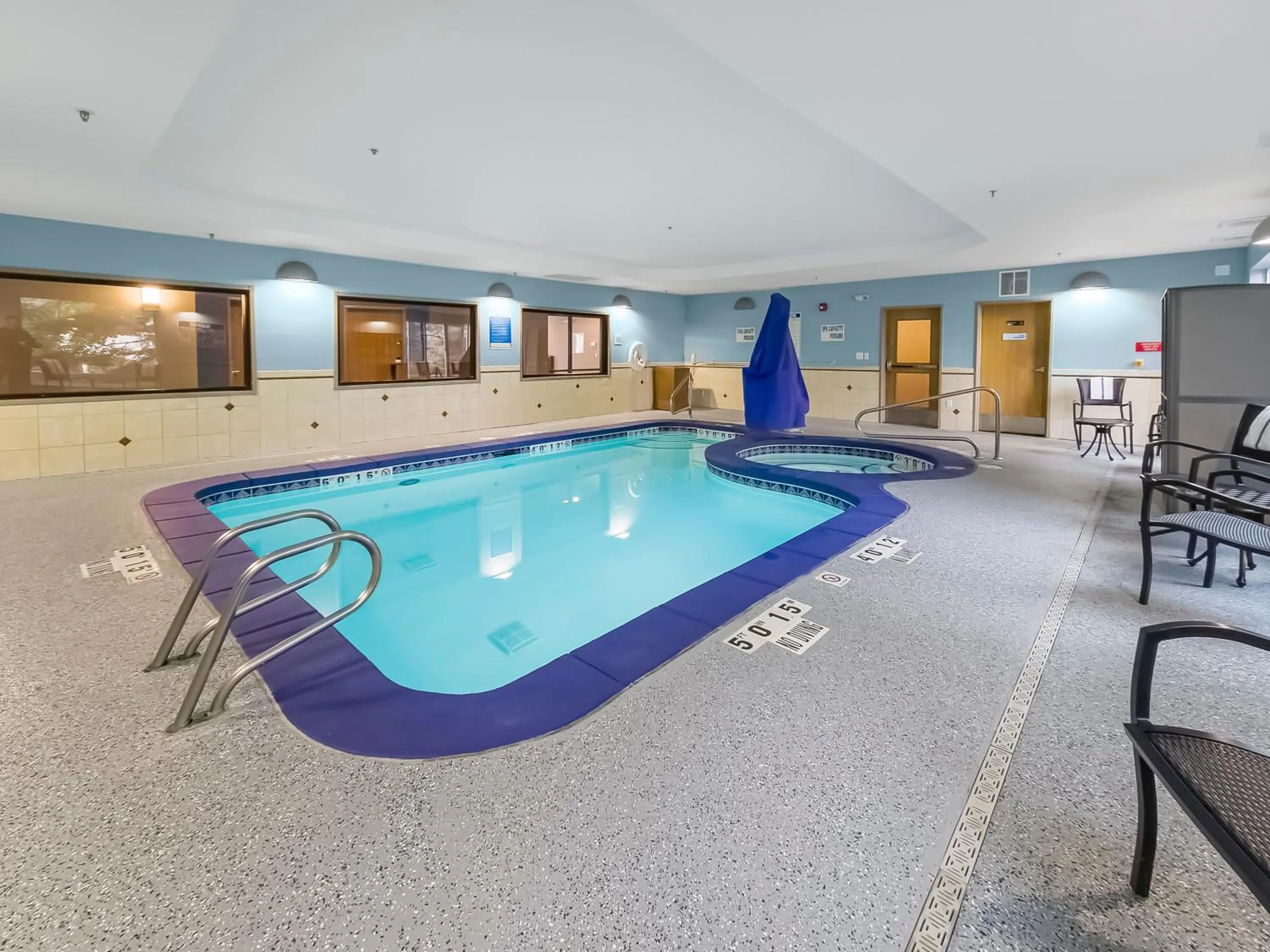 Swimming pool in Holiday Inn Express Salt Lake City South - Midvale by IHG
