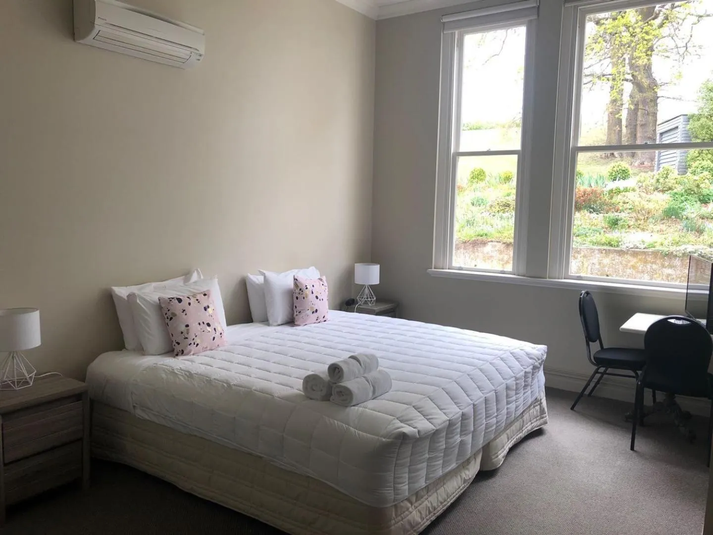 Bed in Teschemakers Resort