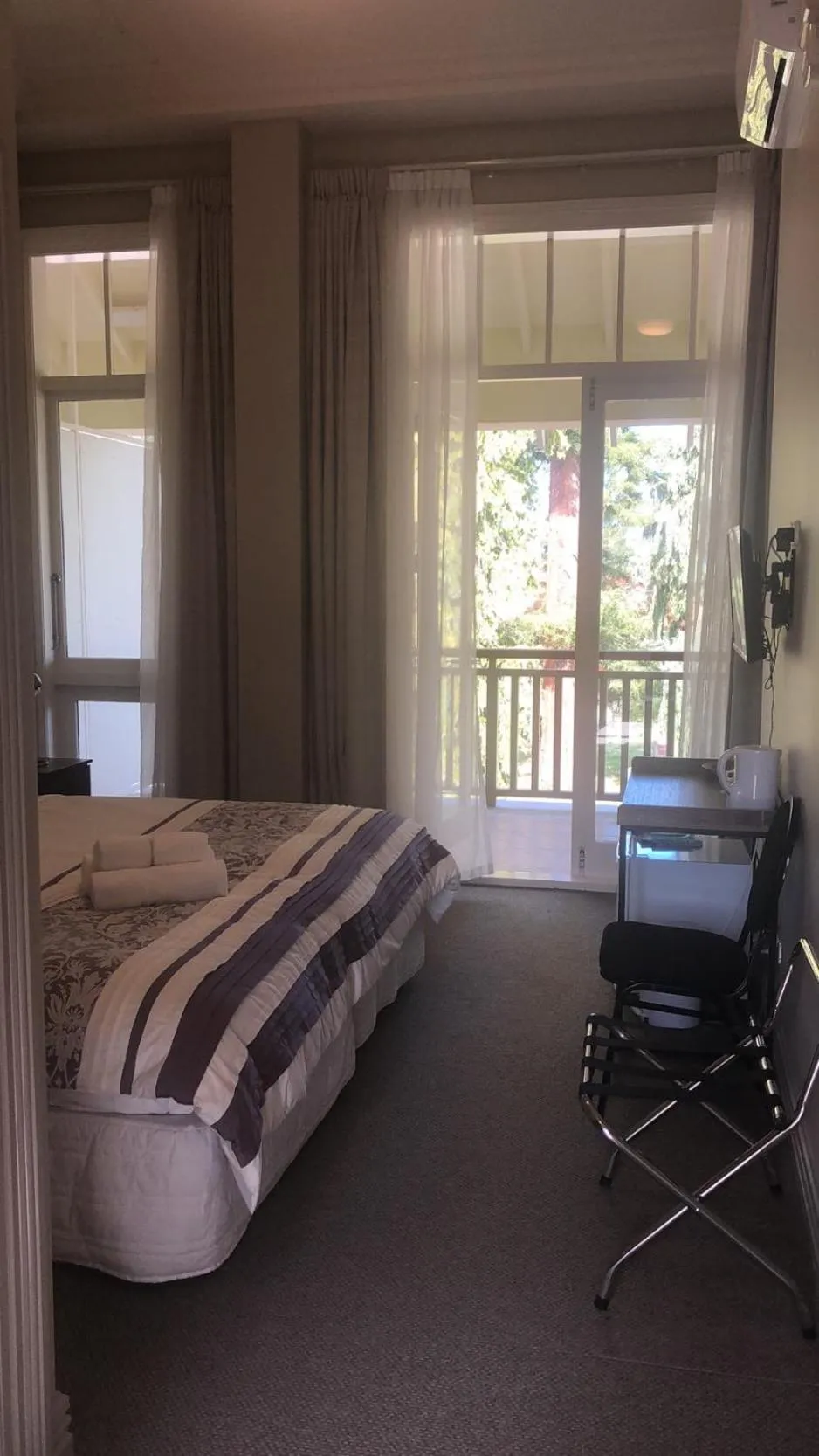 Bed in Teschemakers Resort