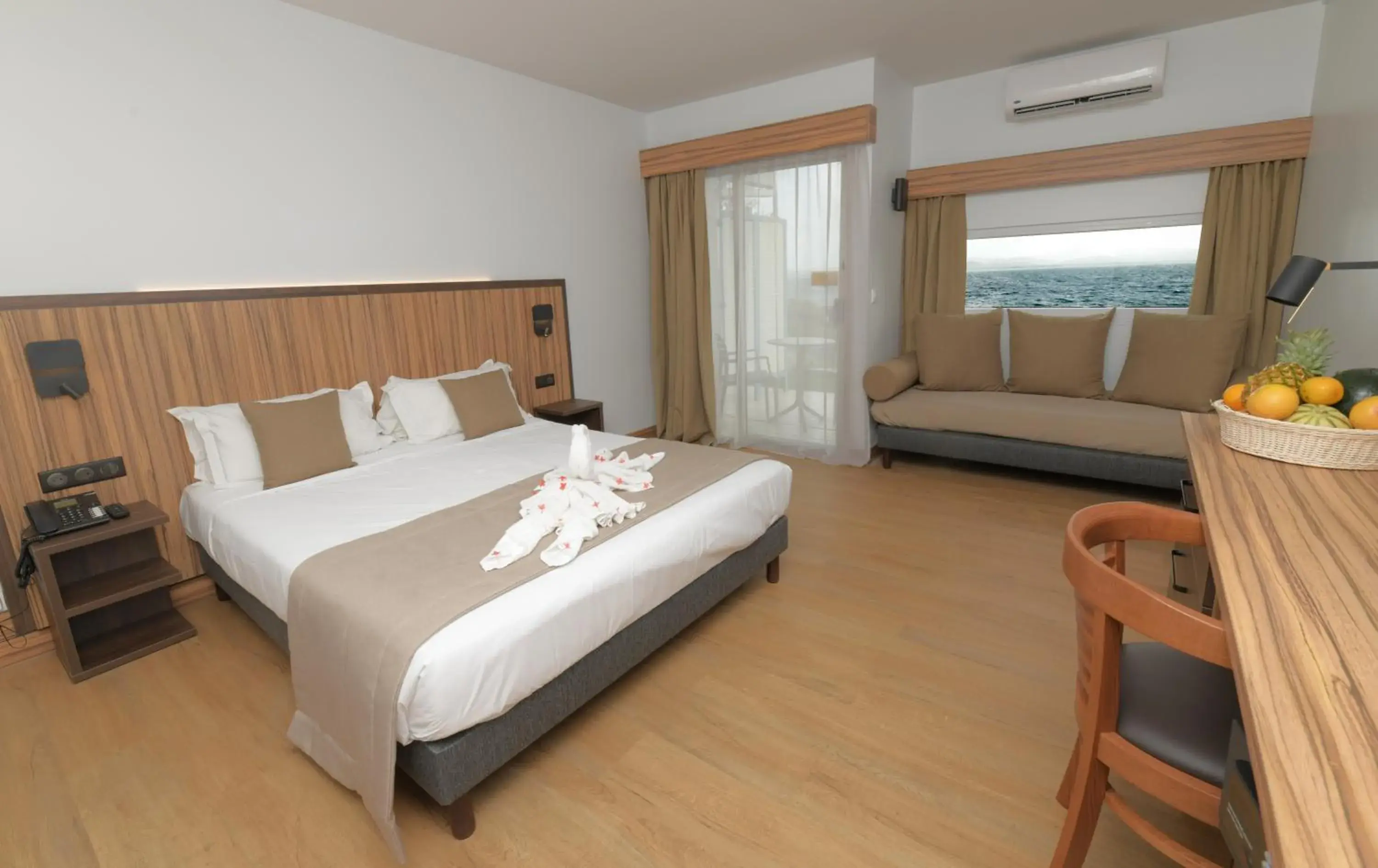 Prestige Double or Twin Room with Sea View in Carayou Hotel & Spa Prestige Double or Twin Room with Sea View in Carayou Hotel & Spa