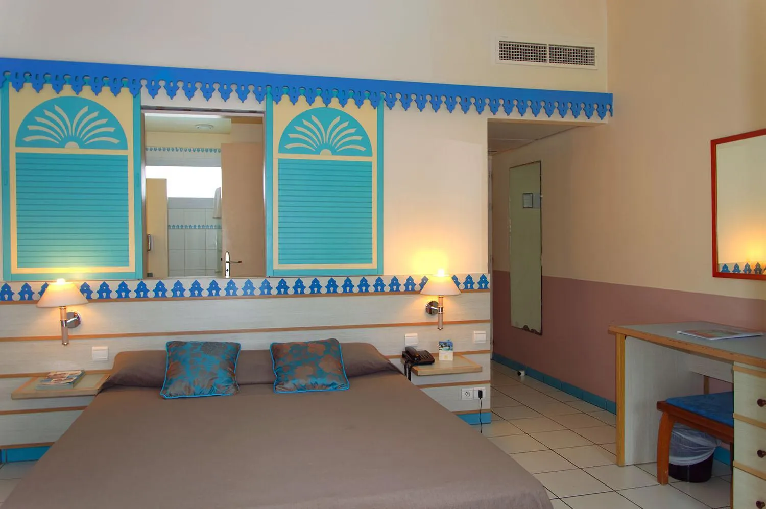 Bed in Carayou Hotel & Spa