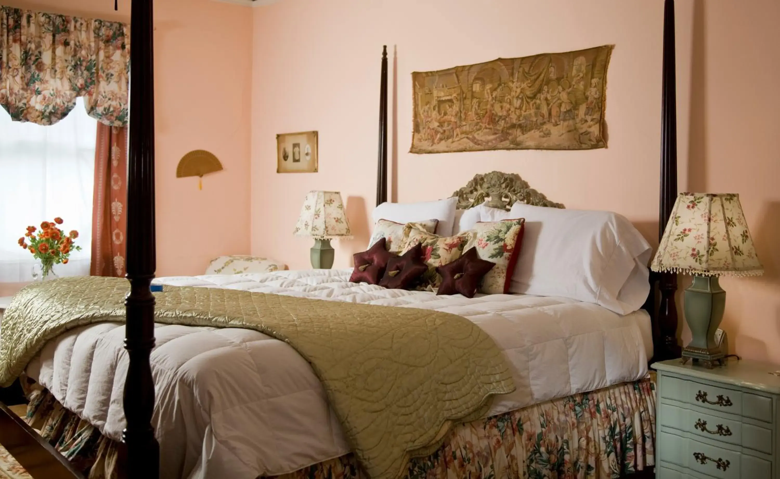 Rosalyn Elkan Suite in Hampton Terrace Inn Rosalyn Elkan Suite in Hampton Terrace Inn