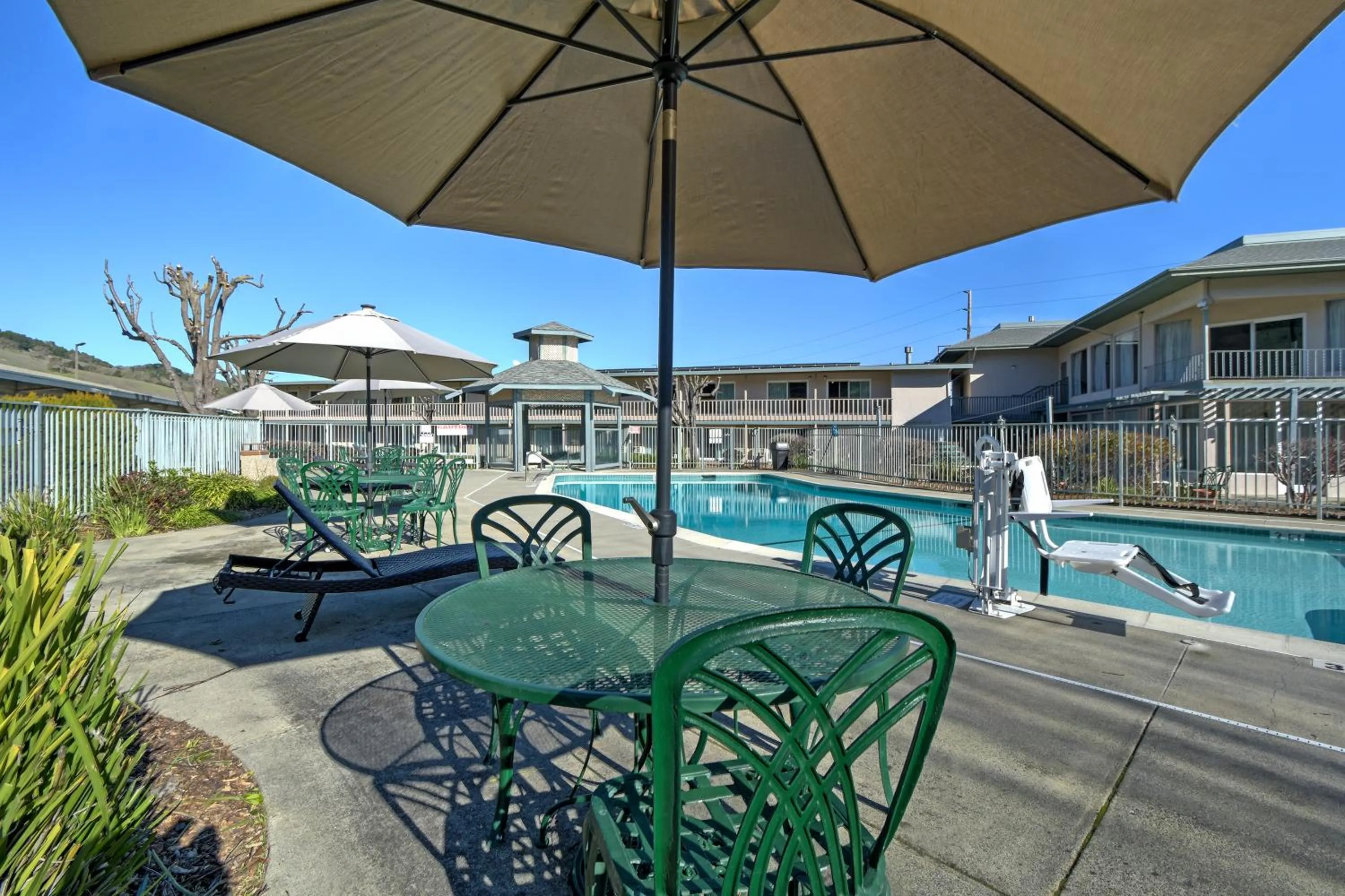 Swimming pool in Days Inn by Wyndham Novato/San Francisco