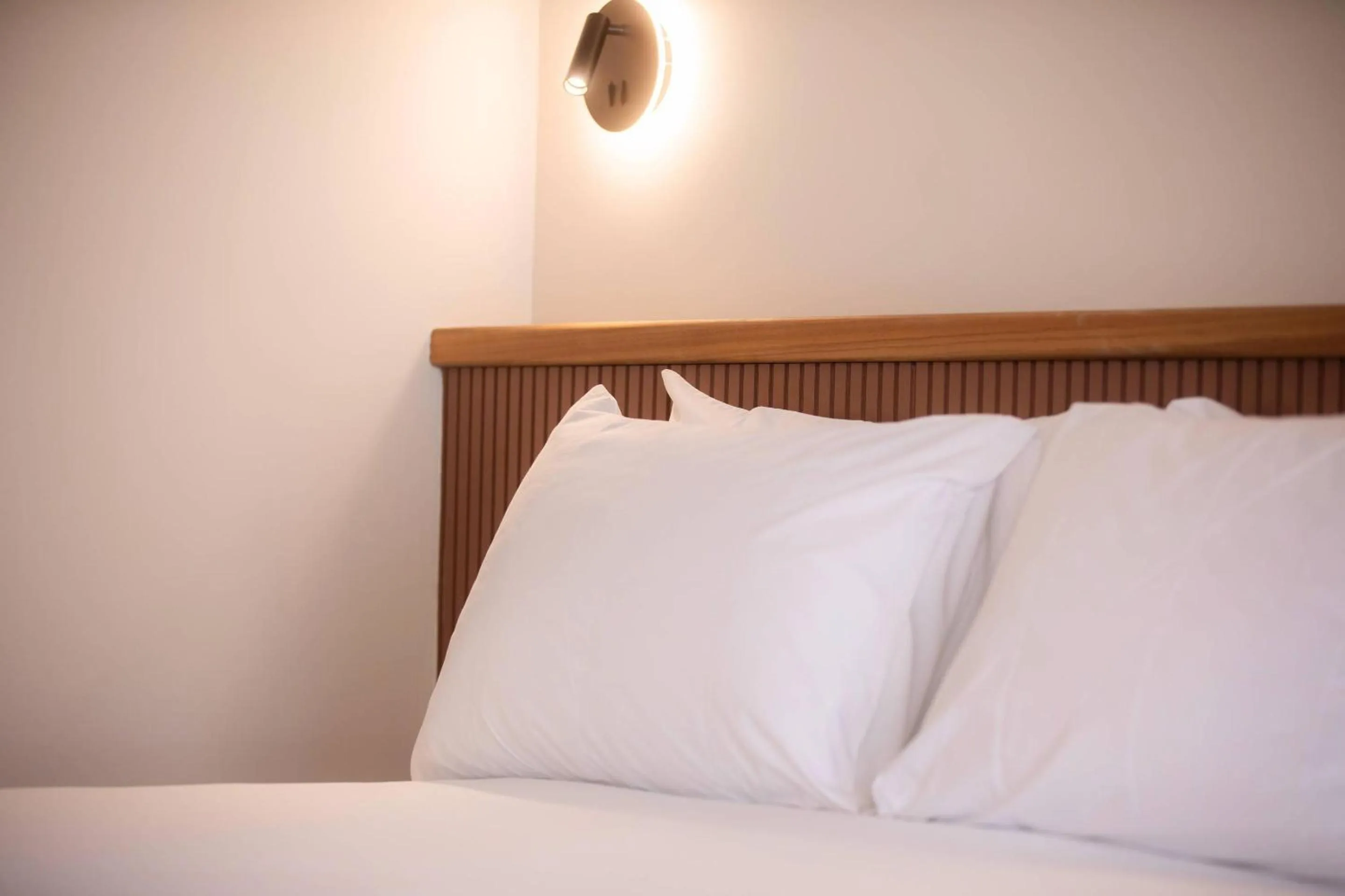 Bedroom, Bed in The Alluna Motel, an Ascend Collection Hotel