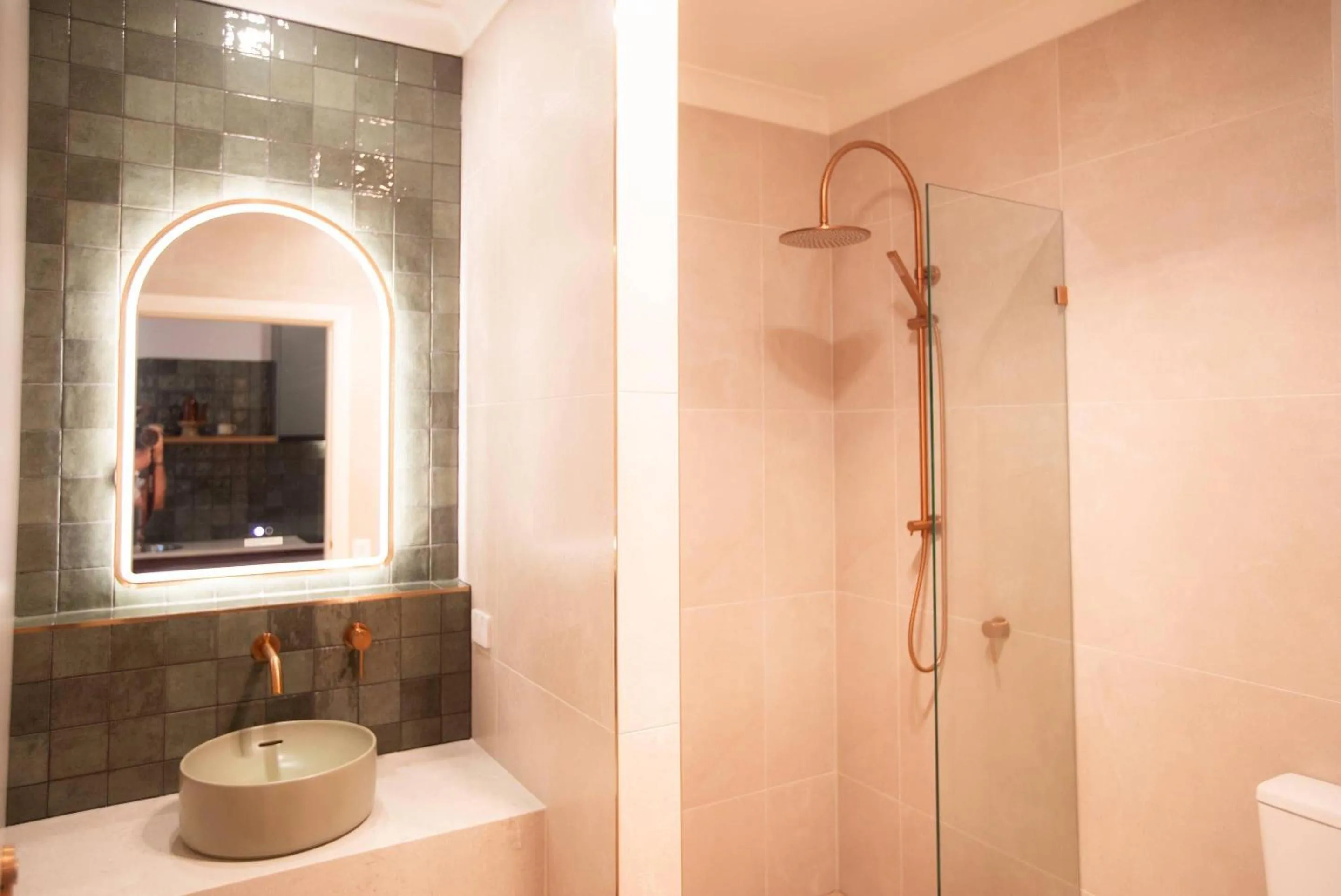 Bedroom in The Alluna Motel, an Ascend Collection Hotel