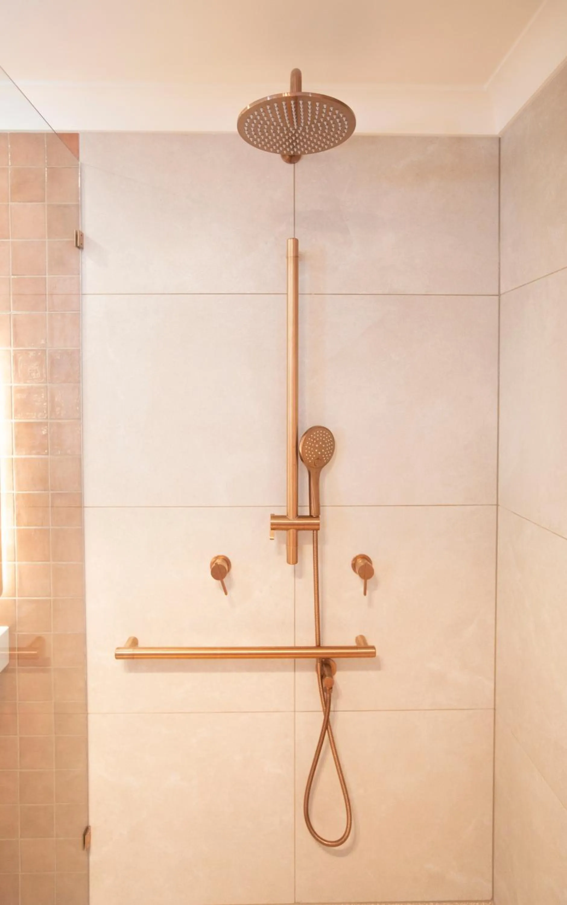 Bathroom in The Alluna Motel, an Ascend Collection Hotel
