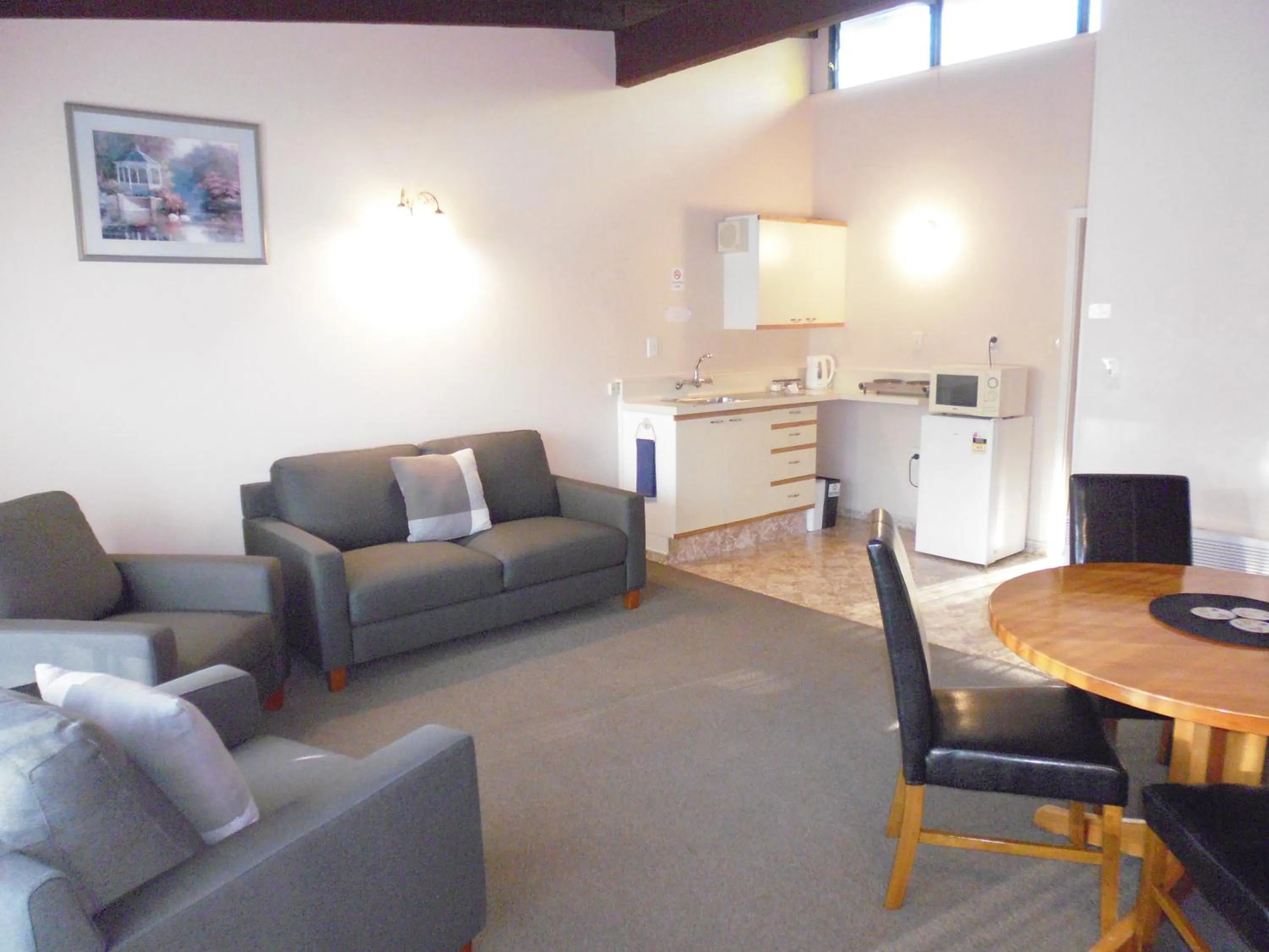 Living room in Spa Lodge Motel