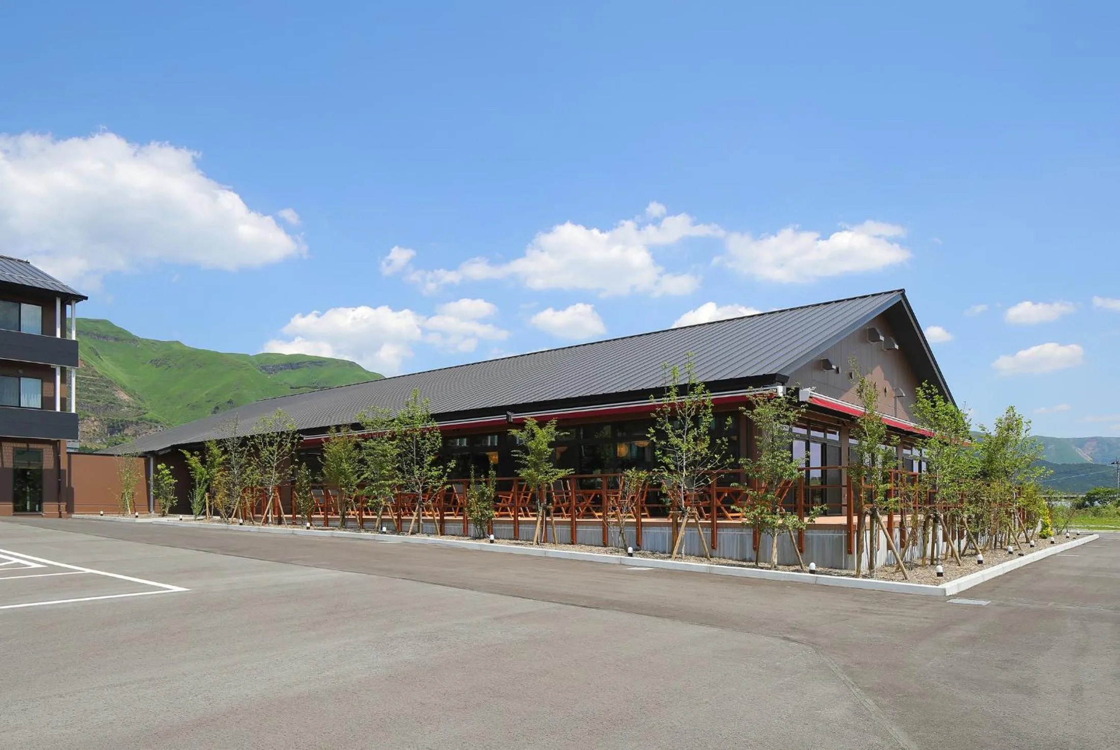 Property building in Aso Hakuun Sanso