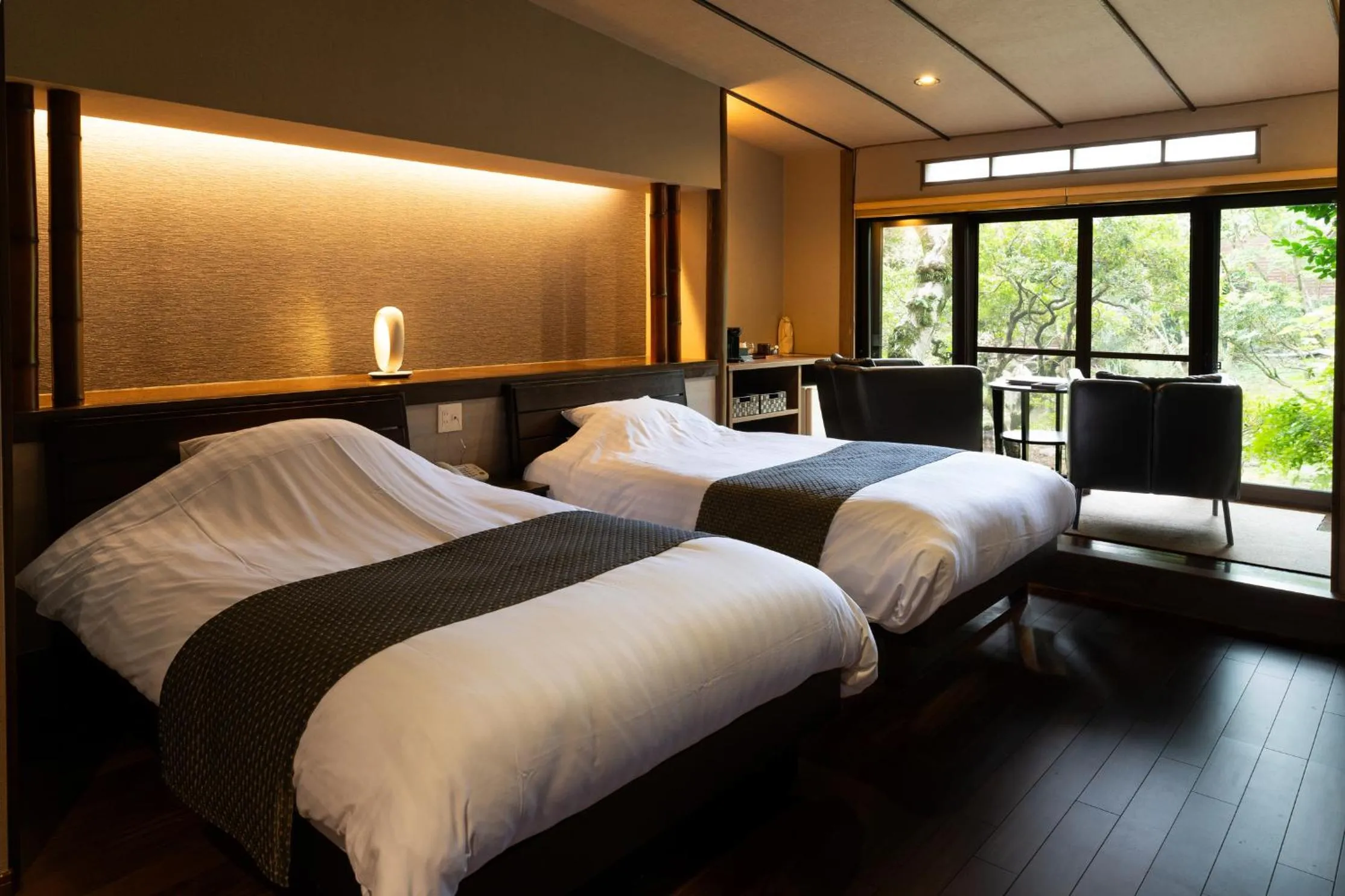 Photo of the whole room, Bed in Sozankyo