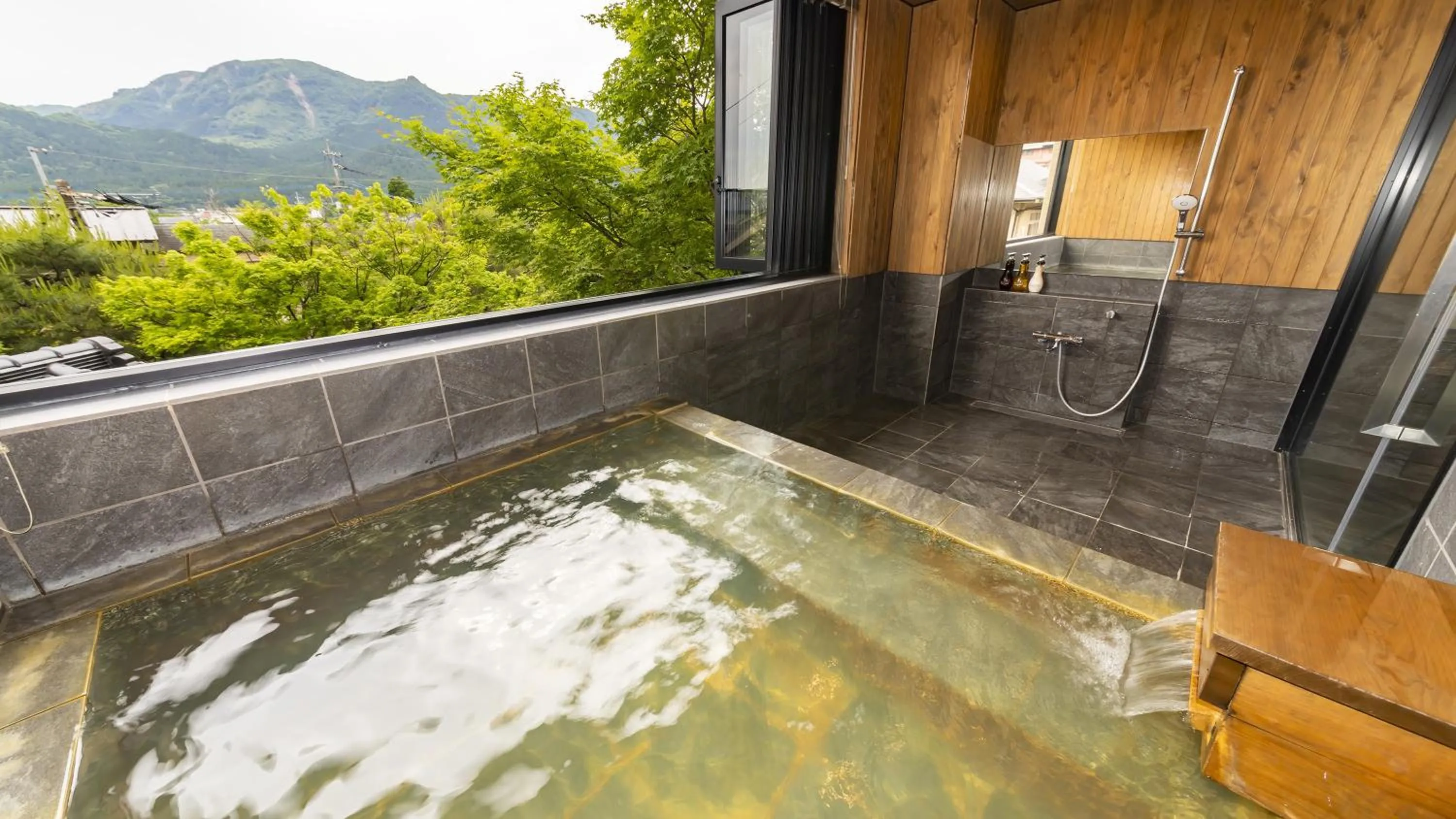 Open Air Bath in Sozankyo