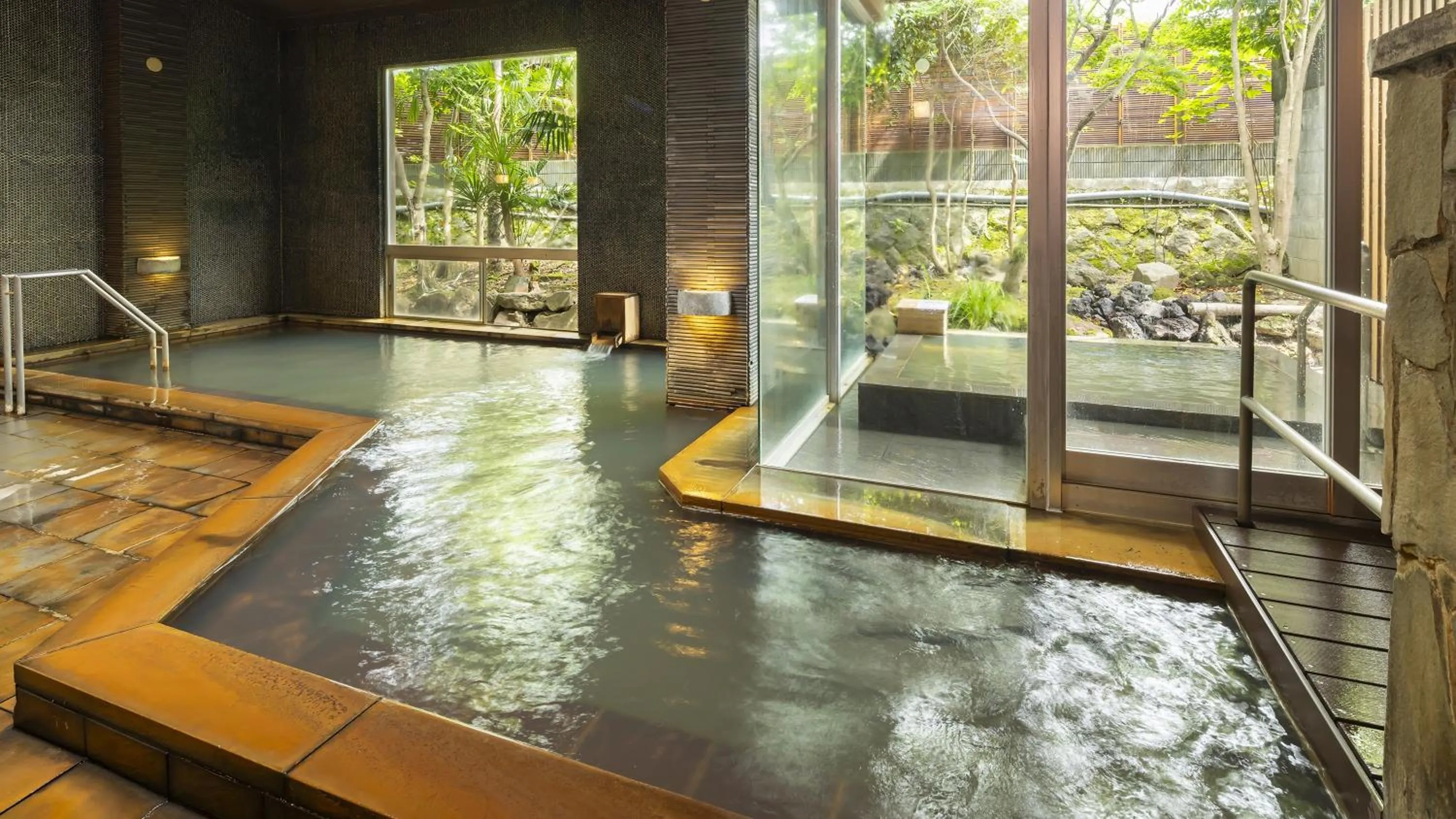 Public Bath in Sozankyo