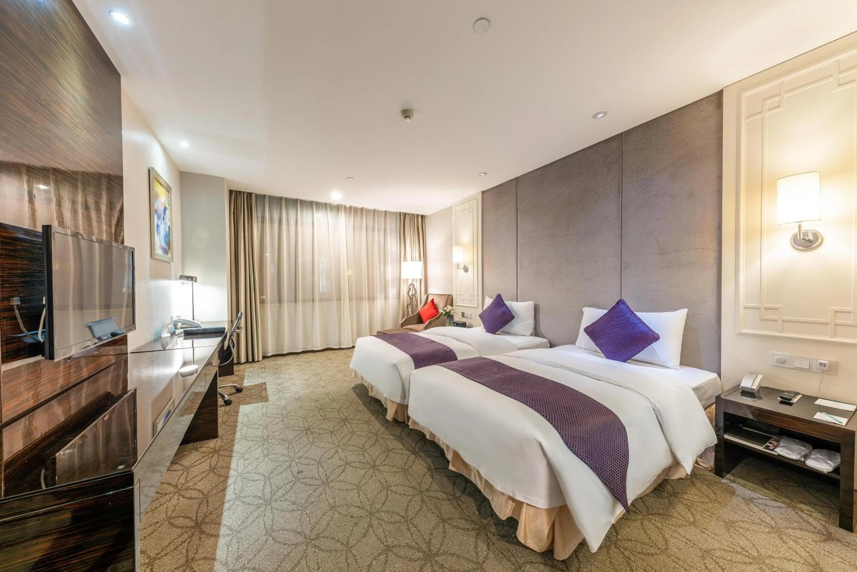 Bed in Dorsett Wuhan