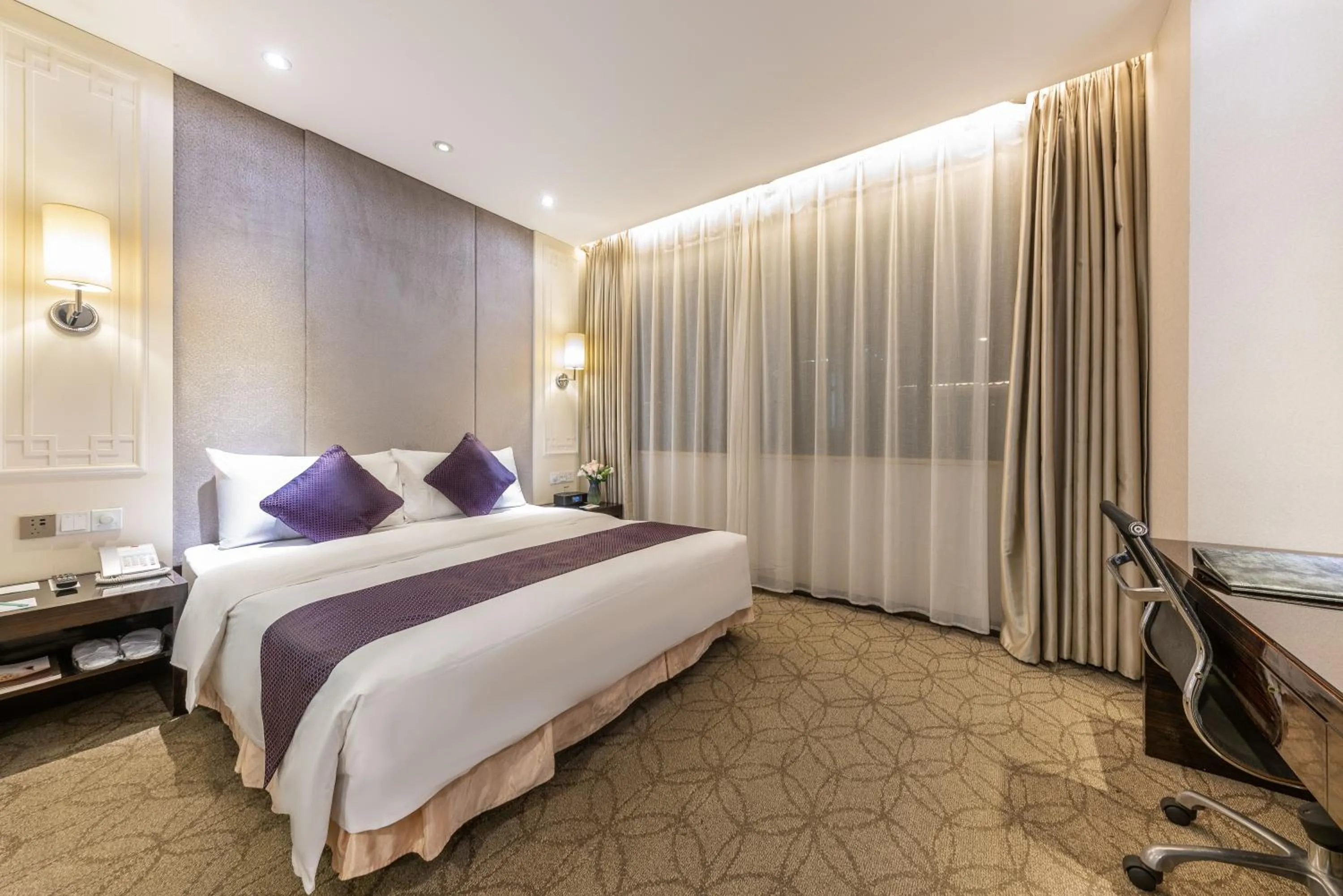 Bed in Dorsett Wuhan