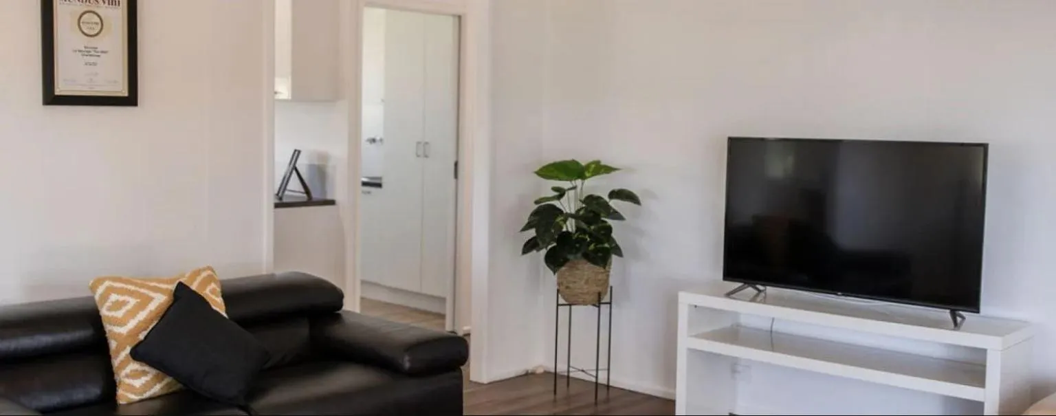 TV and multimedia in Sanctuary by Sirromet