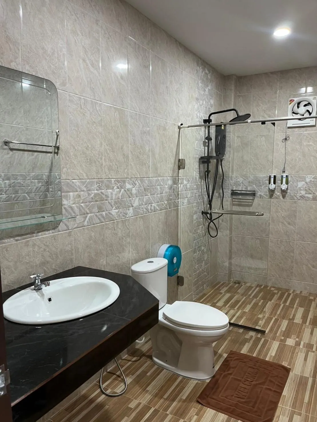 Shower in Anawin Bungalows