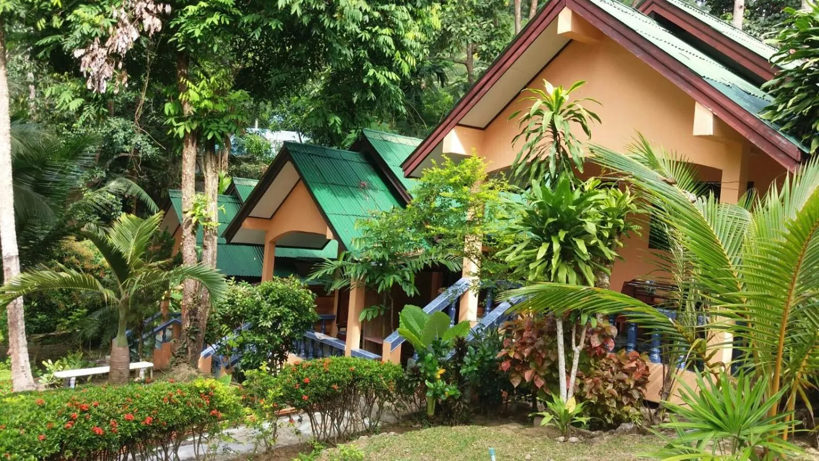 Anawin Bungalows