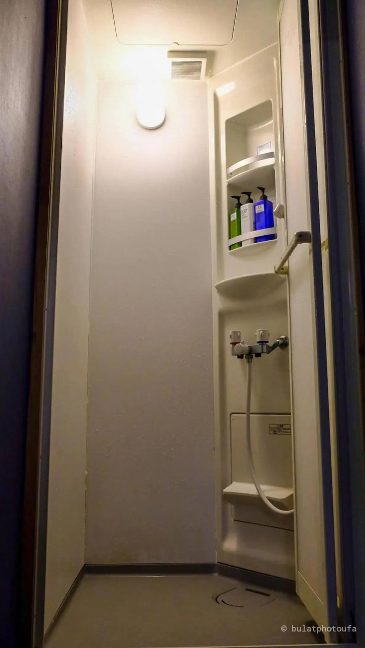 Bathroom in Peace House Showa