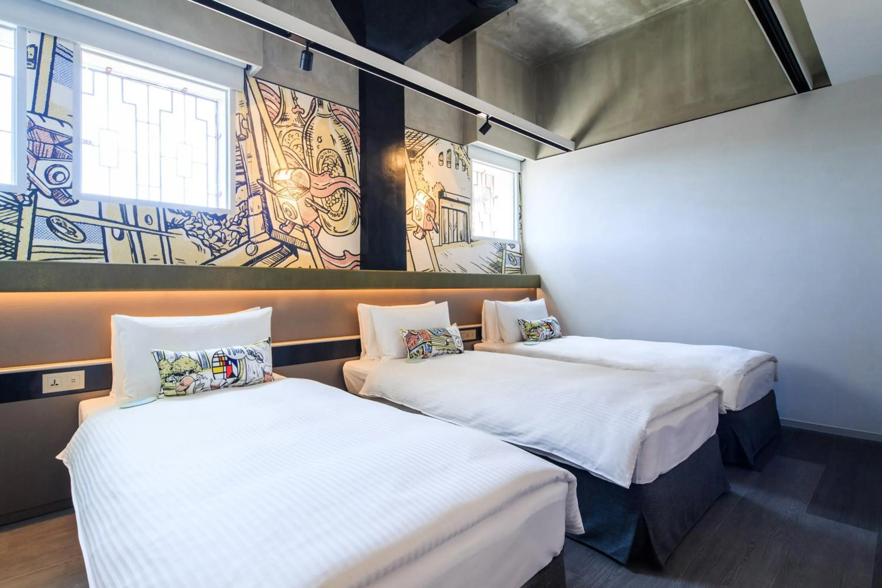 bunk bed, Bed in Hua Shan Din by Cosmos Creation - Huashan Creative Park