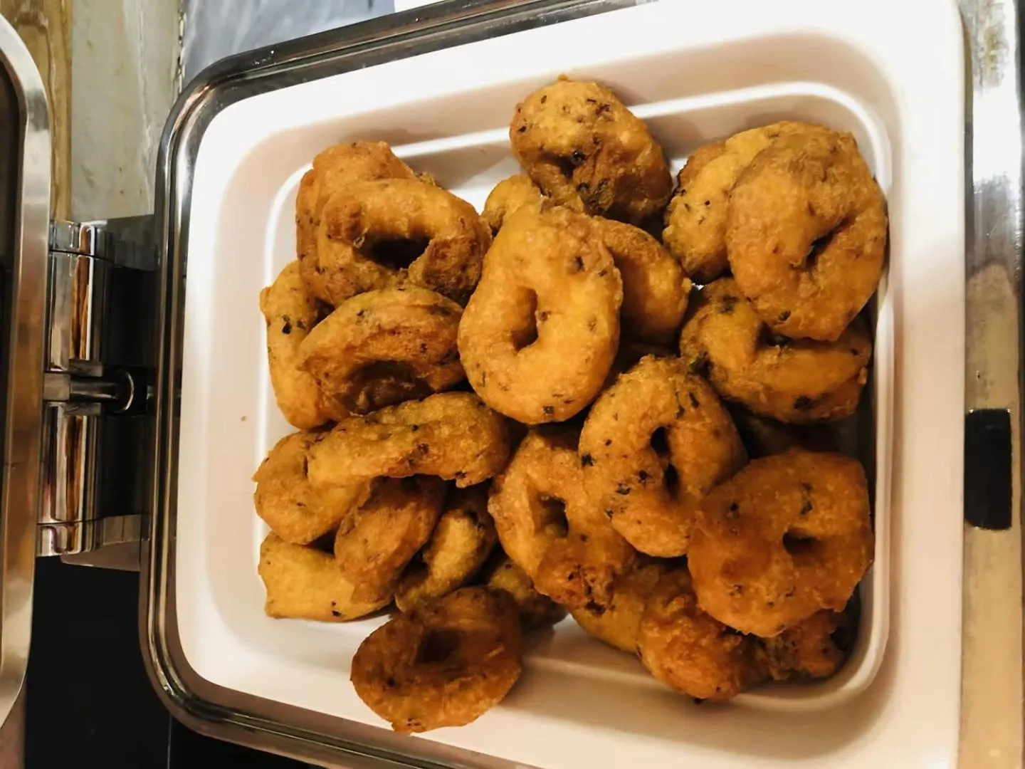 Restaurant/places to eat in Byland Star Hotel