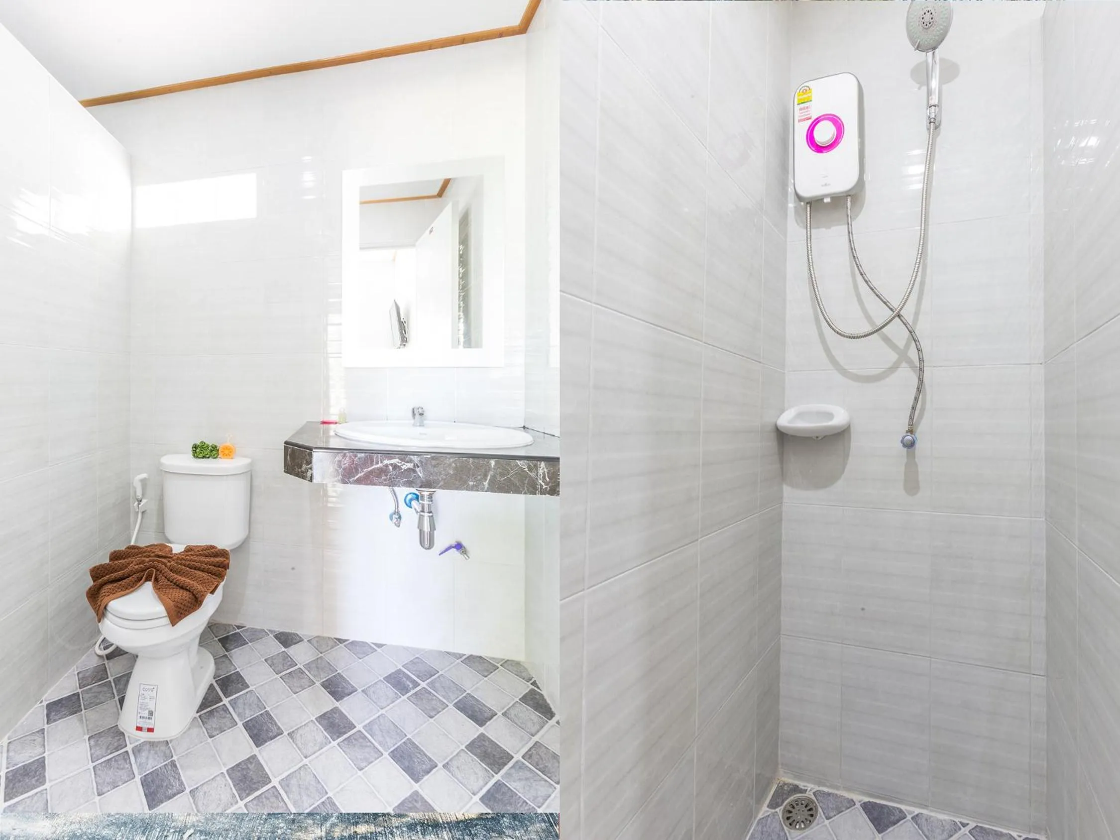 Bathroom in Lanta Coral Beach Resort