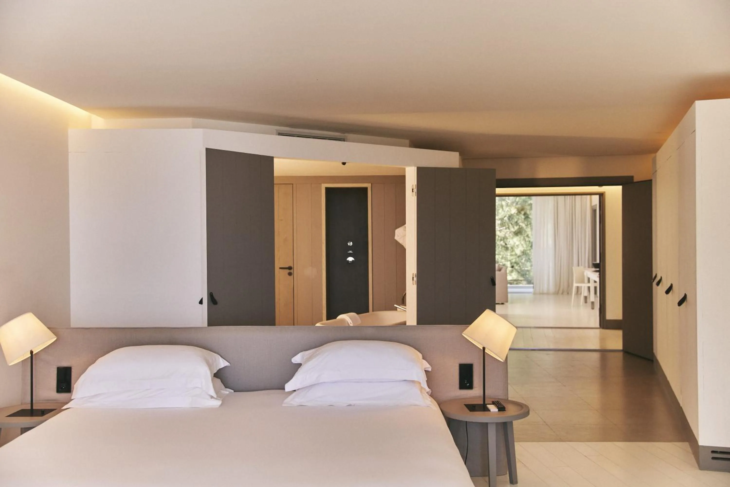 Bed in Hôtel Plage Palace & Spa