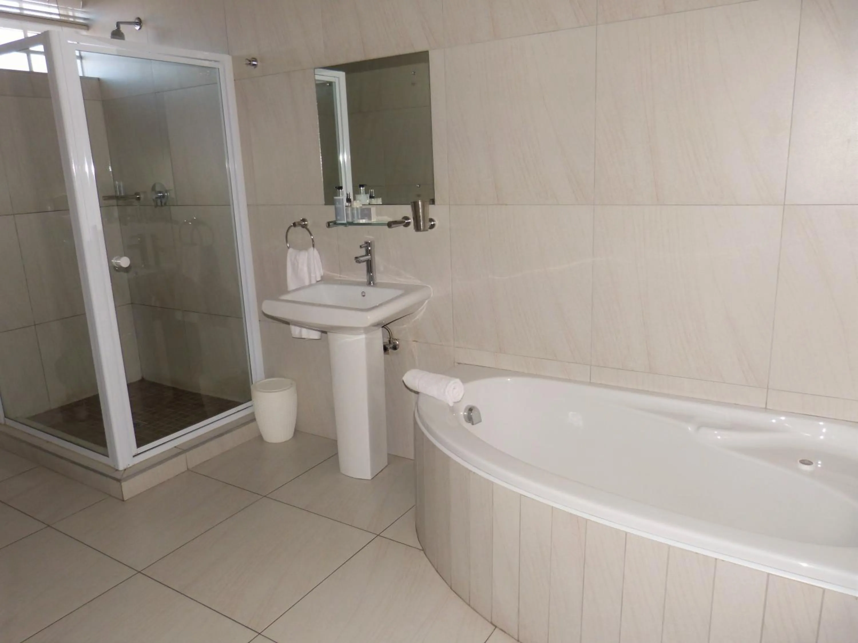 Bathroom in The Hampton Exclusive Guesthouse