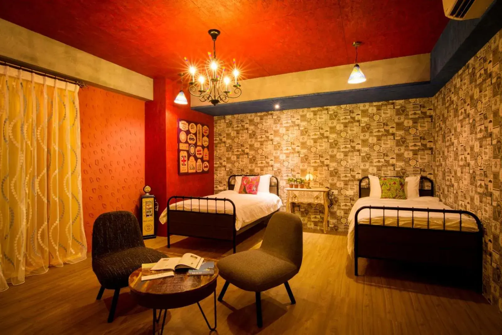 Superior Twin Room with Mountain View in Fly Inn 飛旅宿 Superior Twin Room with Mountain View in Fly Inn 飛旅宿