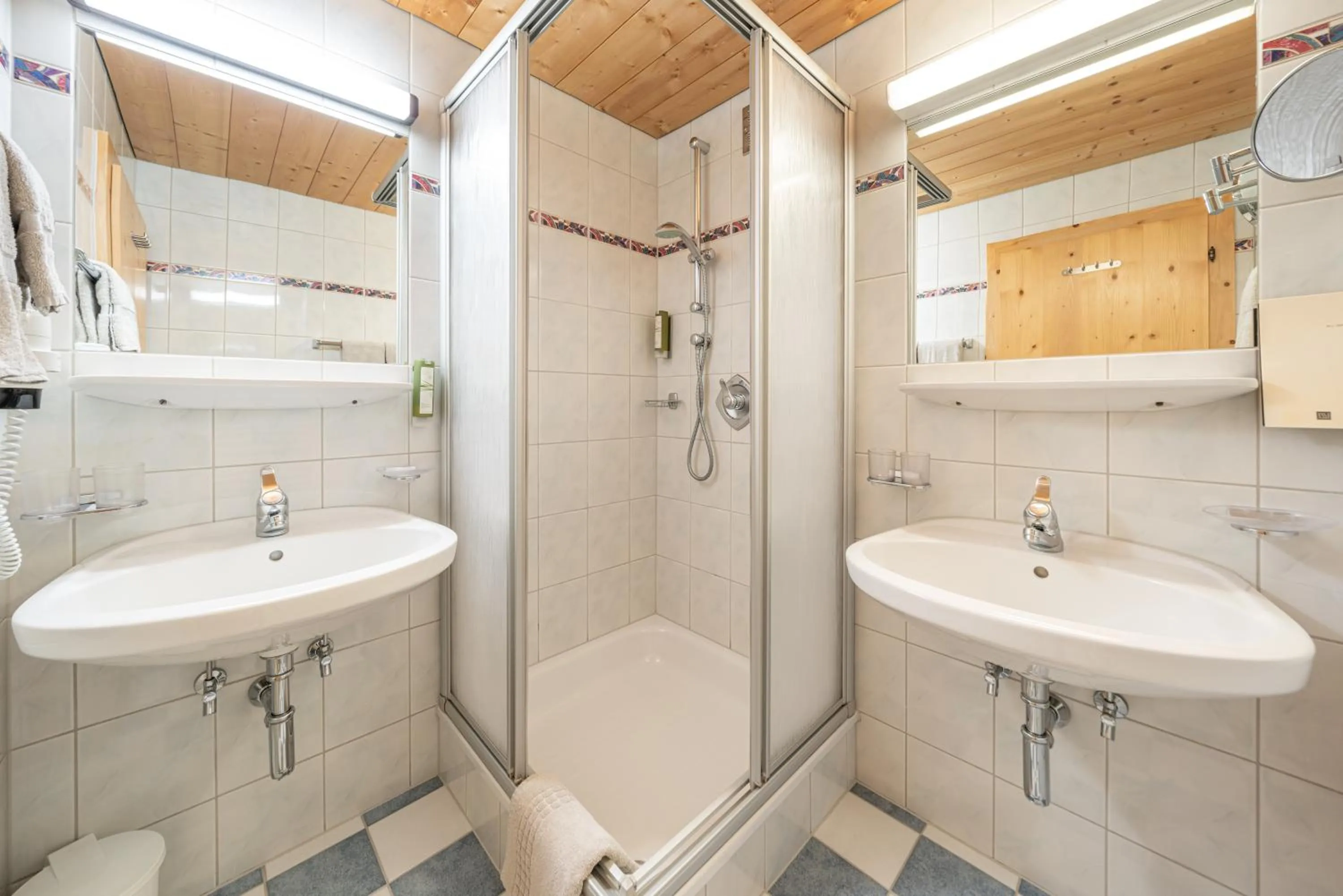 Shower in Schönblick - Gurgl B&B