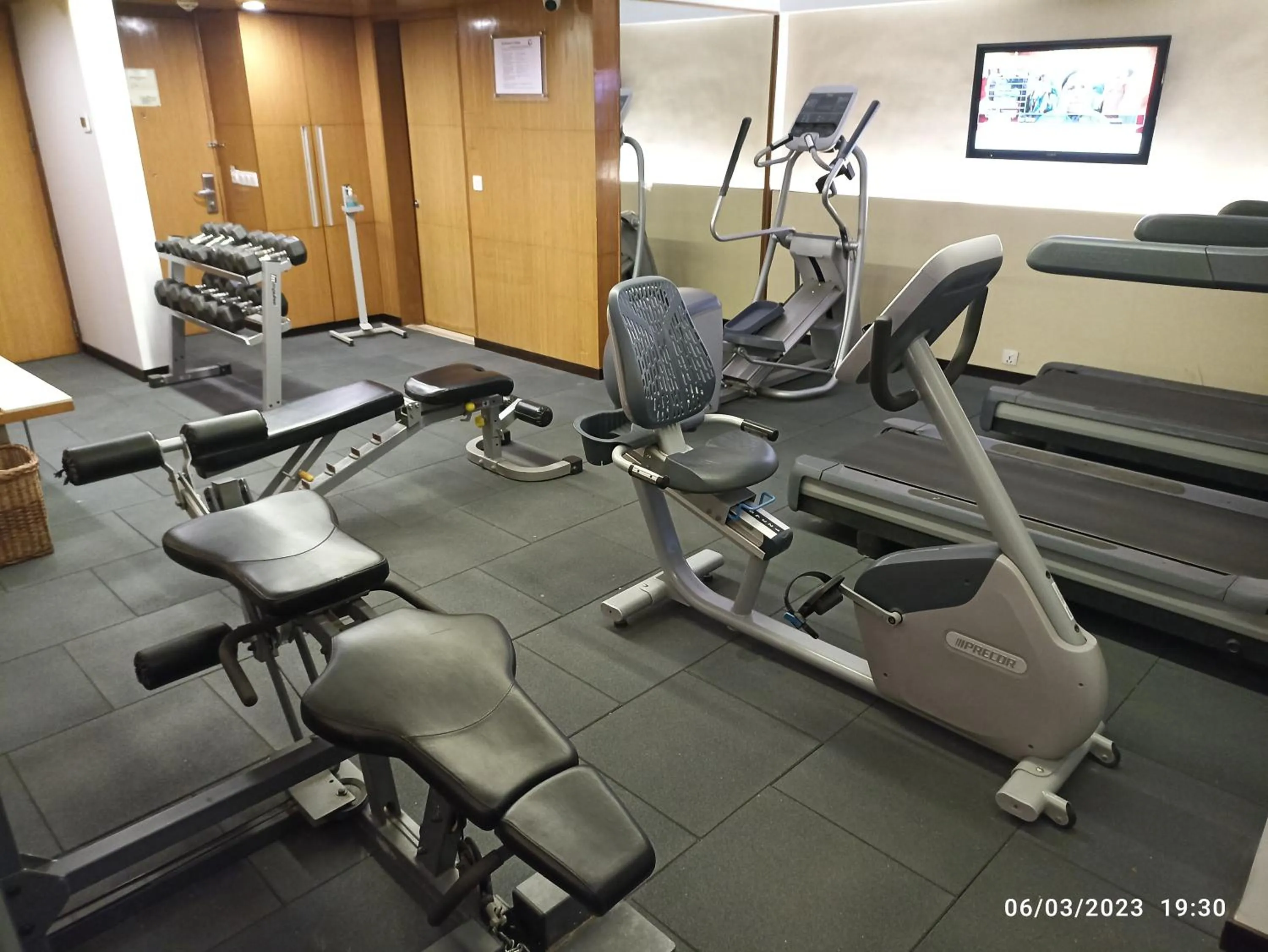 Fitness centre/facilities in Fortune Select SG Highway, Ahmedabad - Member ITC Hotels' Group