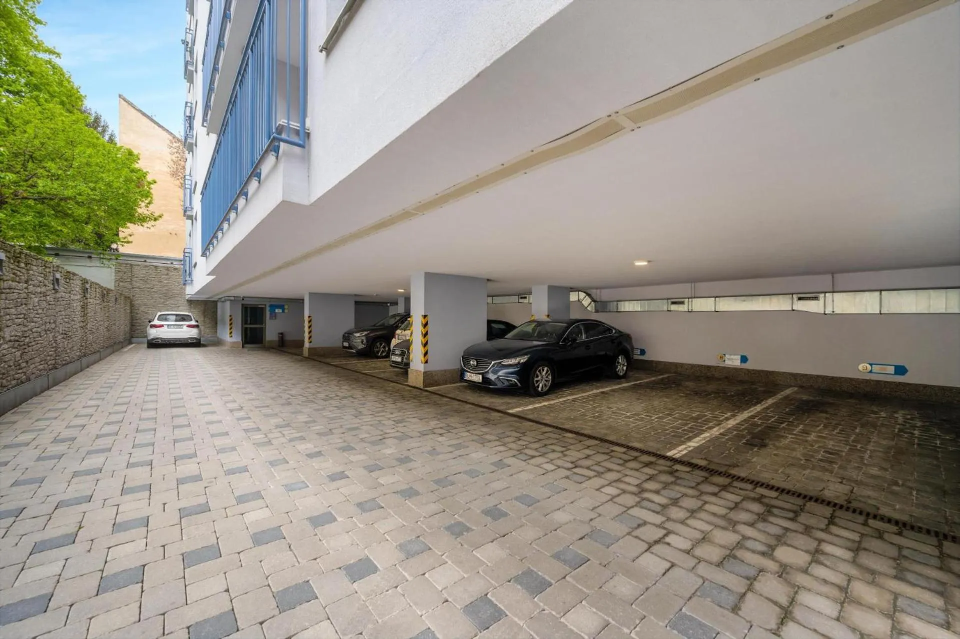 Parking in Apart Hotel VIRGO